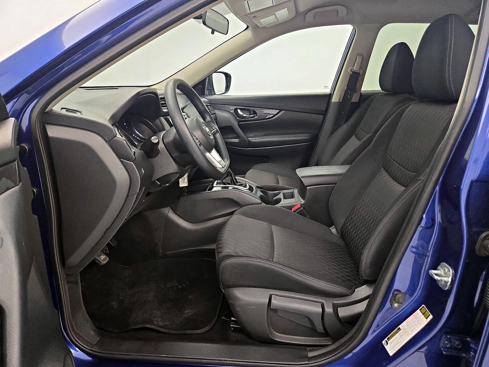 Thumbnail: 2018 Nissan Rogue - 11