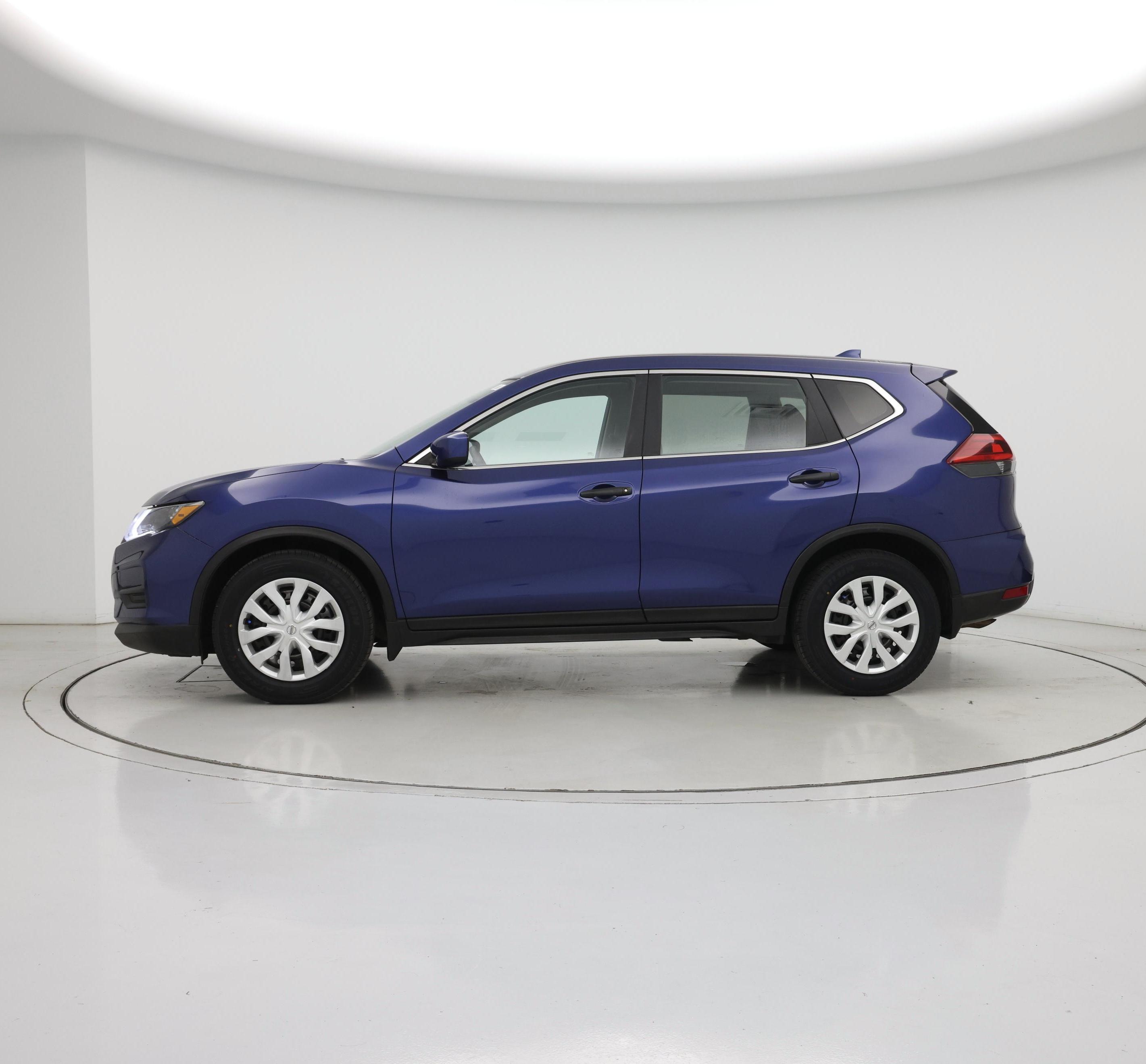 Thumbnail: 2018 Nissan Rogue - 3