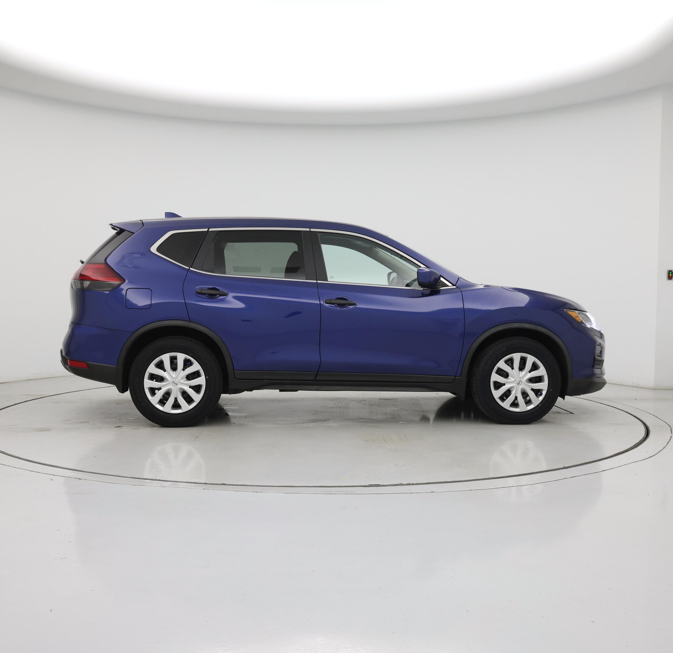 Thumbnail: 2018 Nissan Rogue - 7