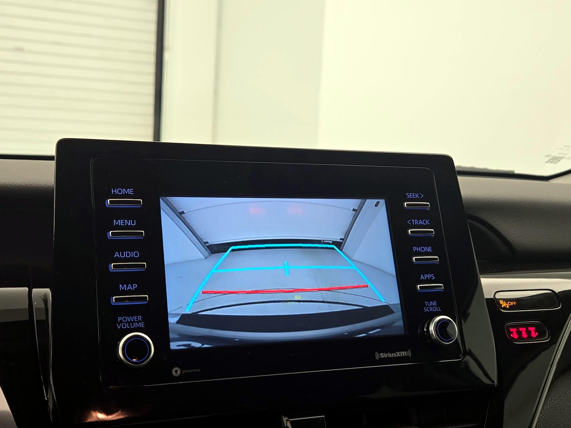 Thumbnail: 2021 Toyota Camry - 14