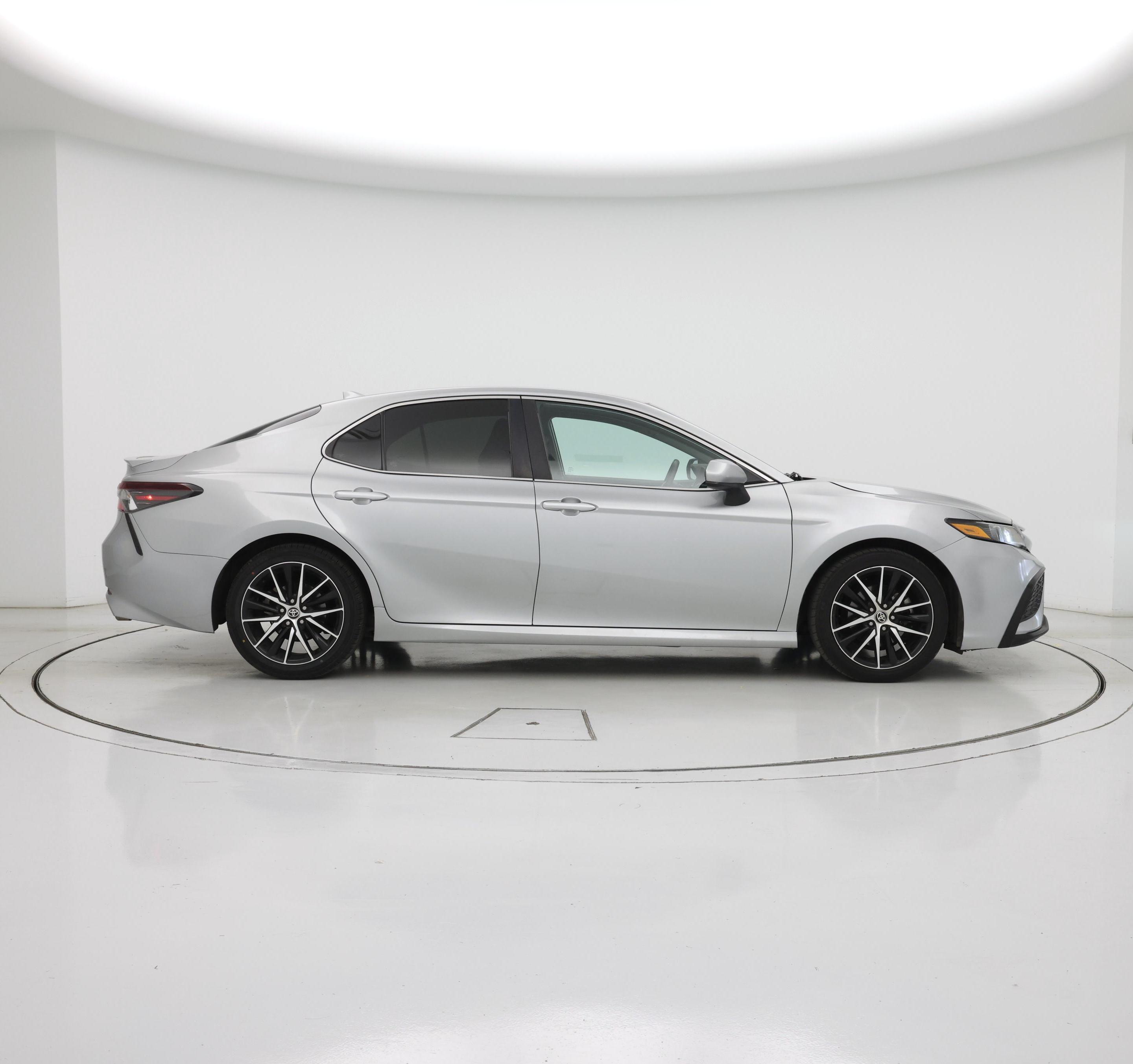 Thumbnail: 2021 Toyota Camry - 7