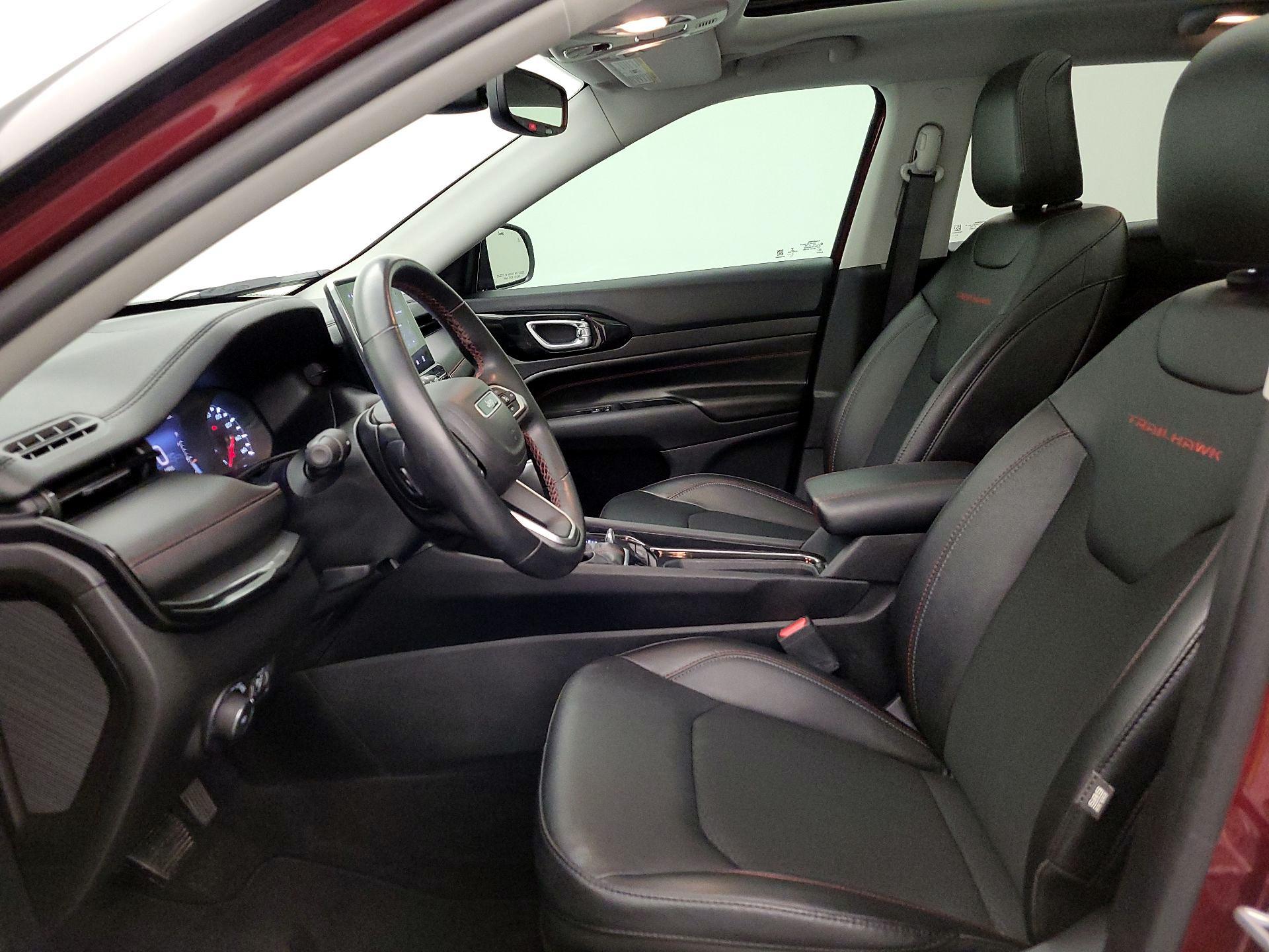 Thumbnail: 2022 Jeep Compass - 11