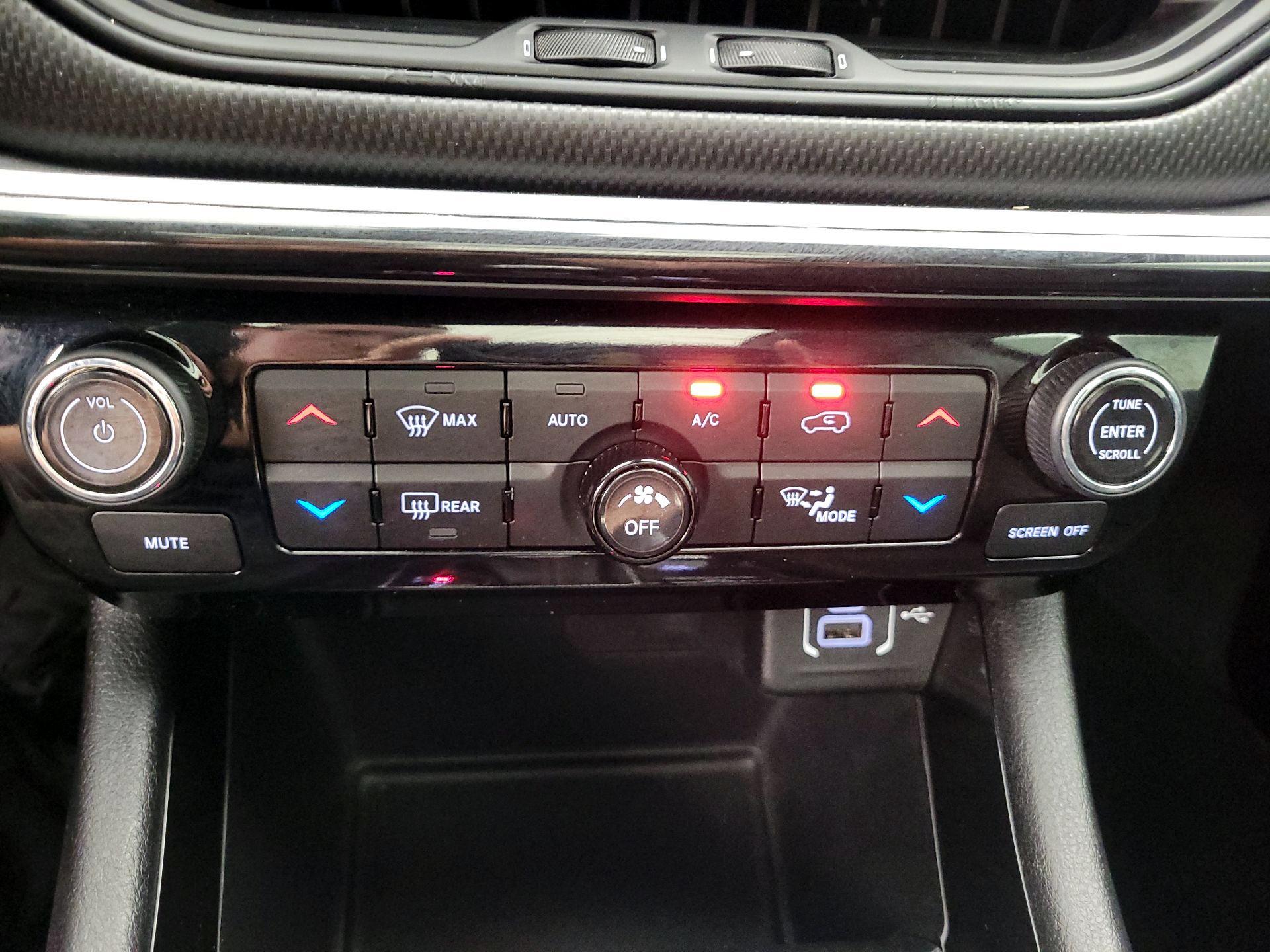 Thumbnail: 2022 Jeep Compass - 16