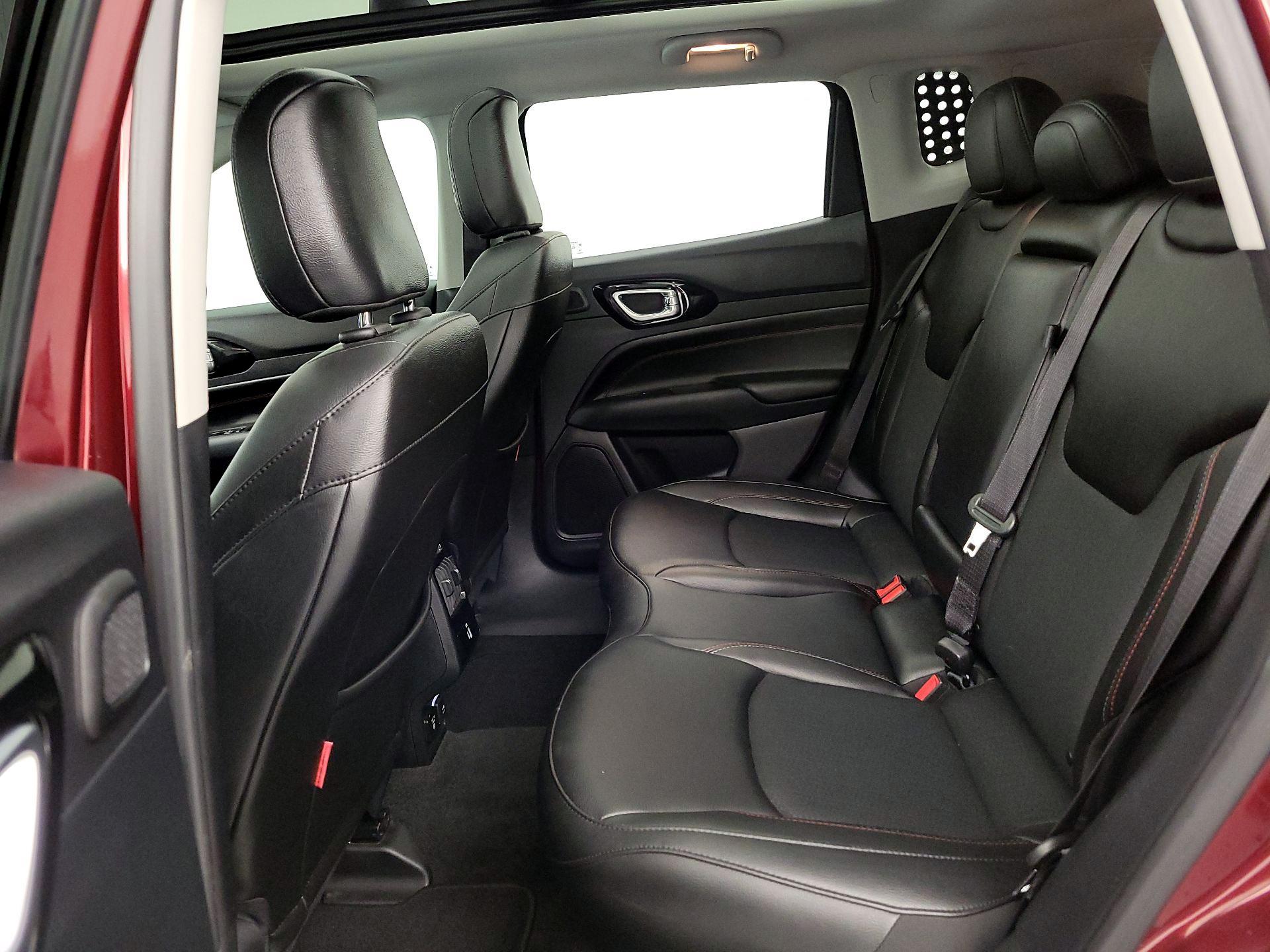 Thumbnail: 2022 Jeep Compass - 20