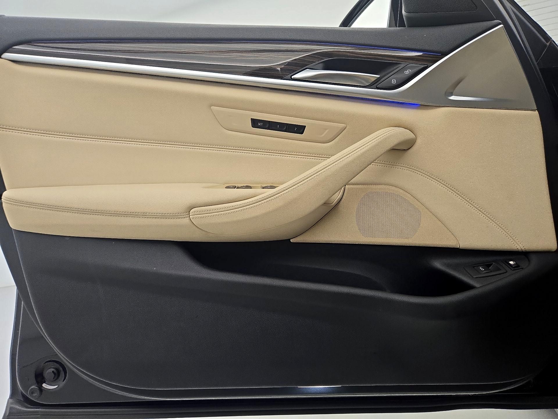 Thumbnail: 2019 BMW 5 Series - 12