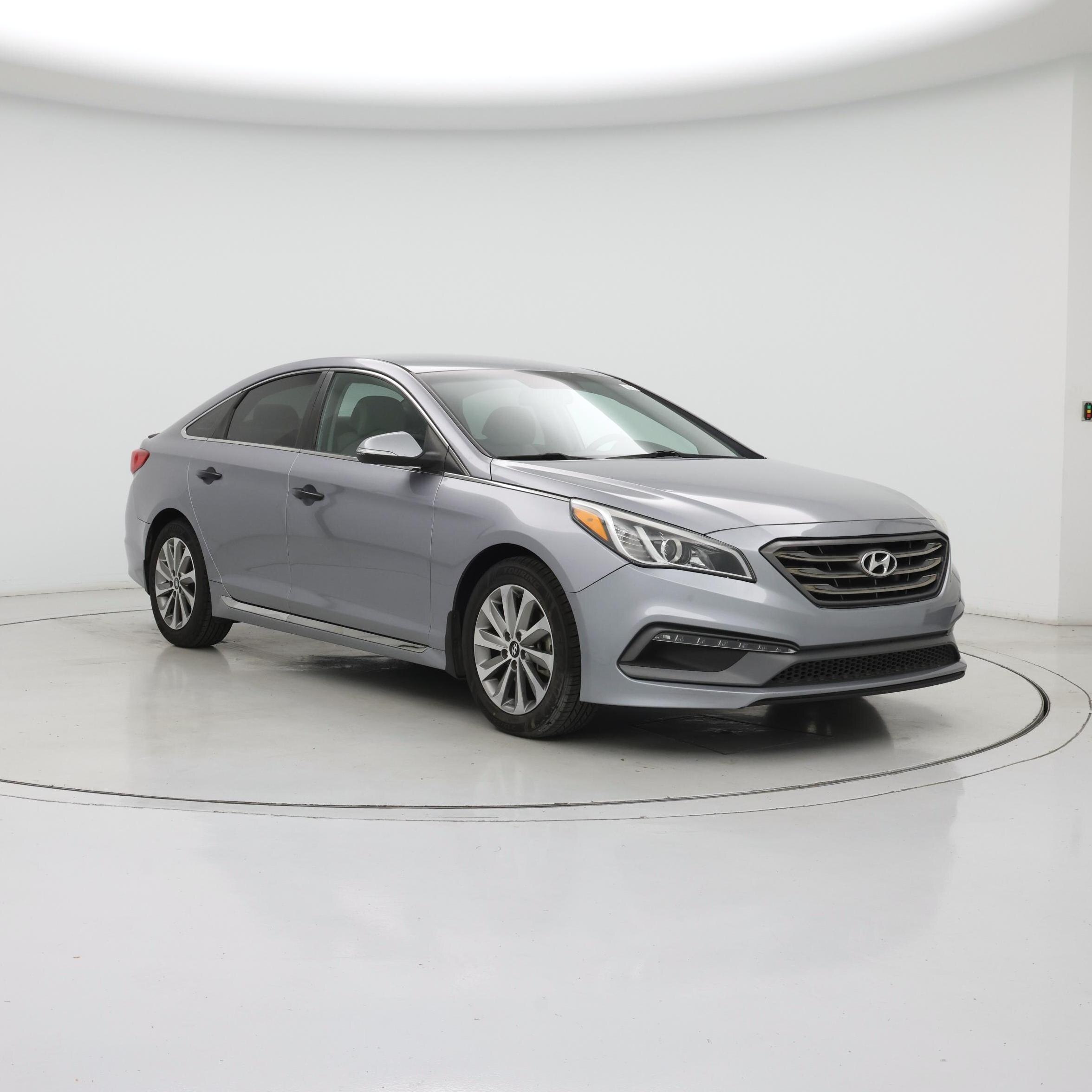 Silver 2016 Hyundai Sonata Sedan Front-Wheel Drive Automatic