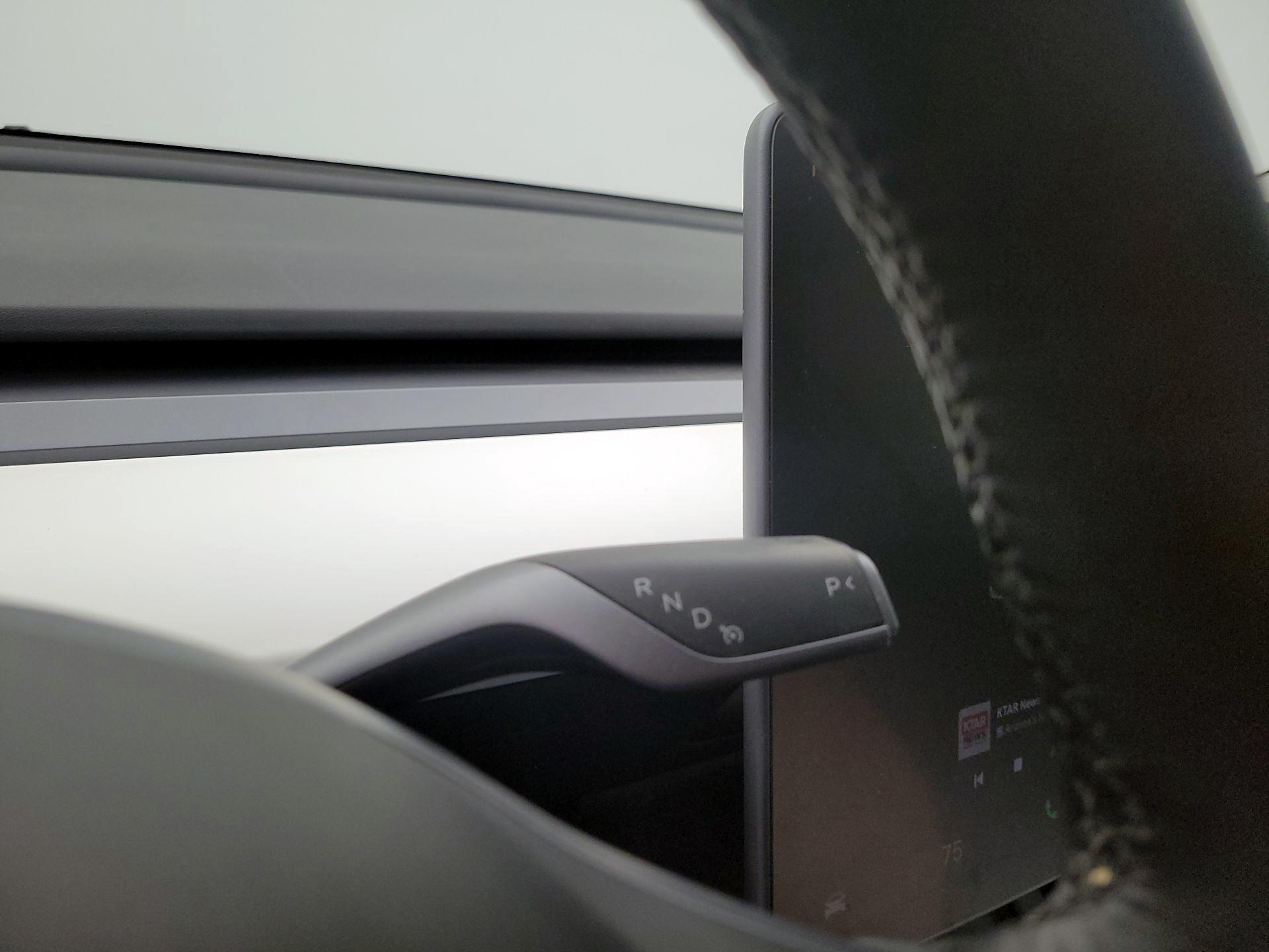 Thumbnail: 2023 Tesla Model 3 - 16
