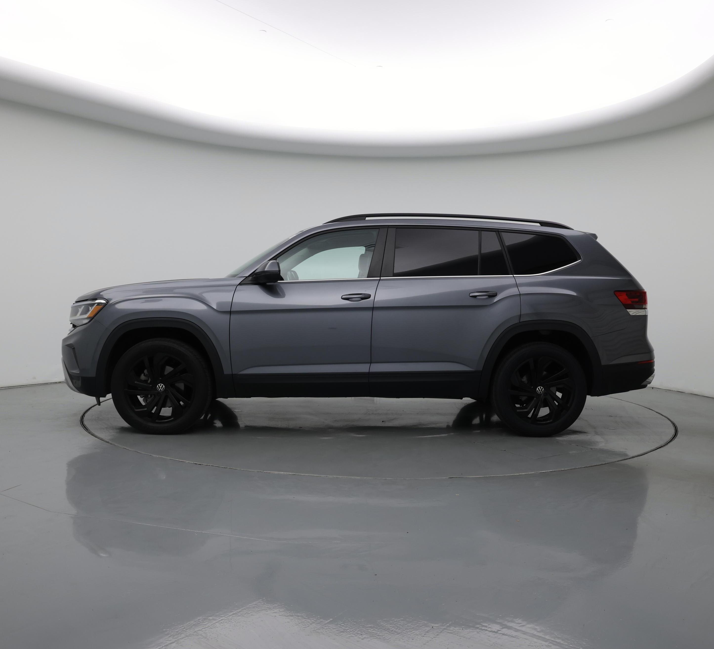 Thumbnail: 2022 Volkswagen Atlas - 3