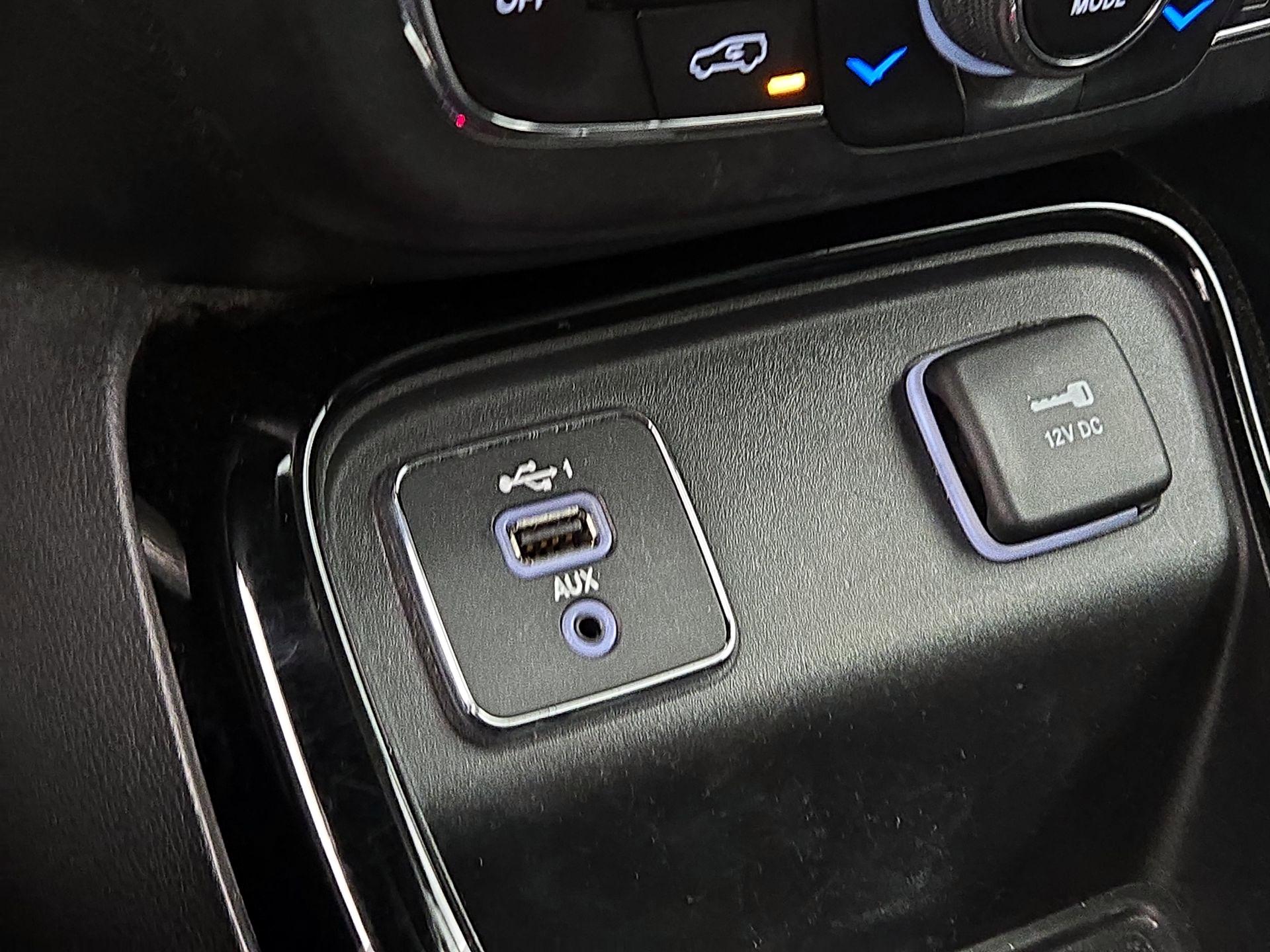 Thumbnail: 2019 Jeep Compass - 18