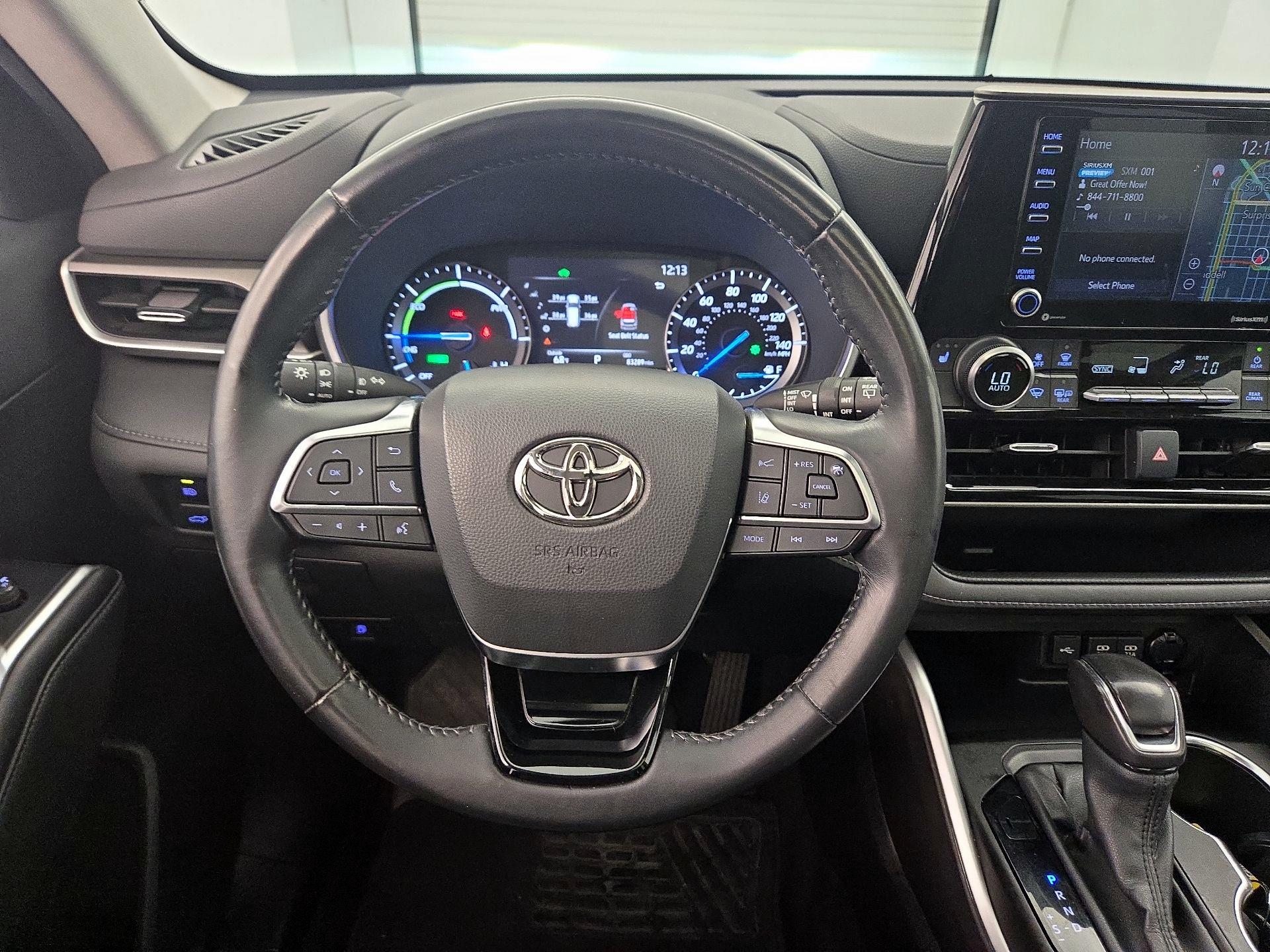 Thumbnail: 2021 Toyota Highlander - 10