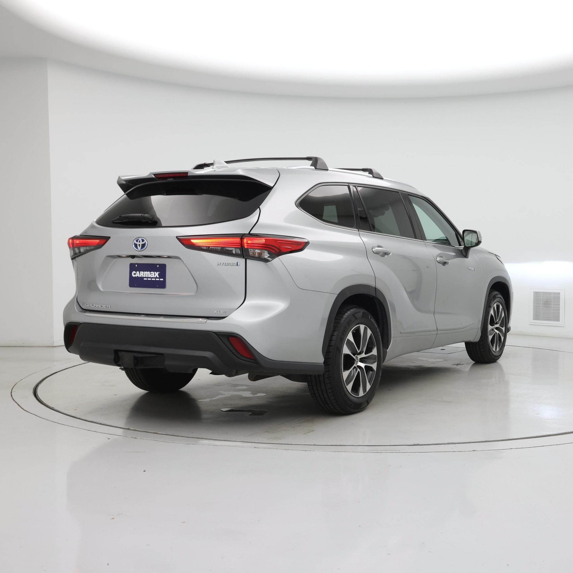 Thumbnail: 2021 Toyota Highlander - 8