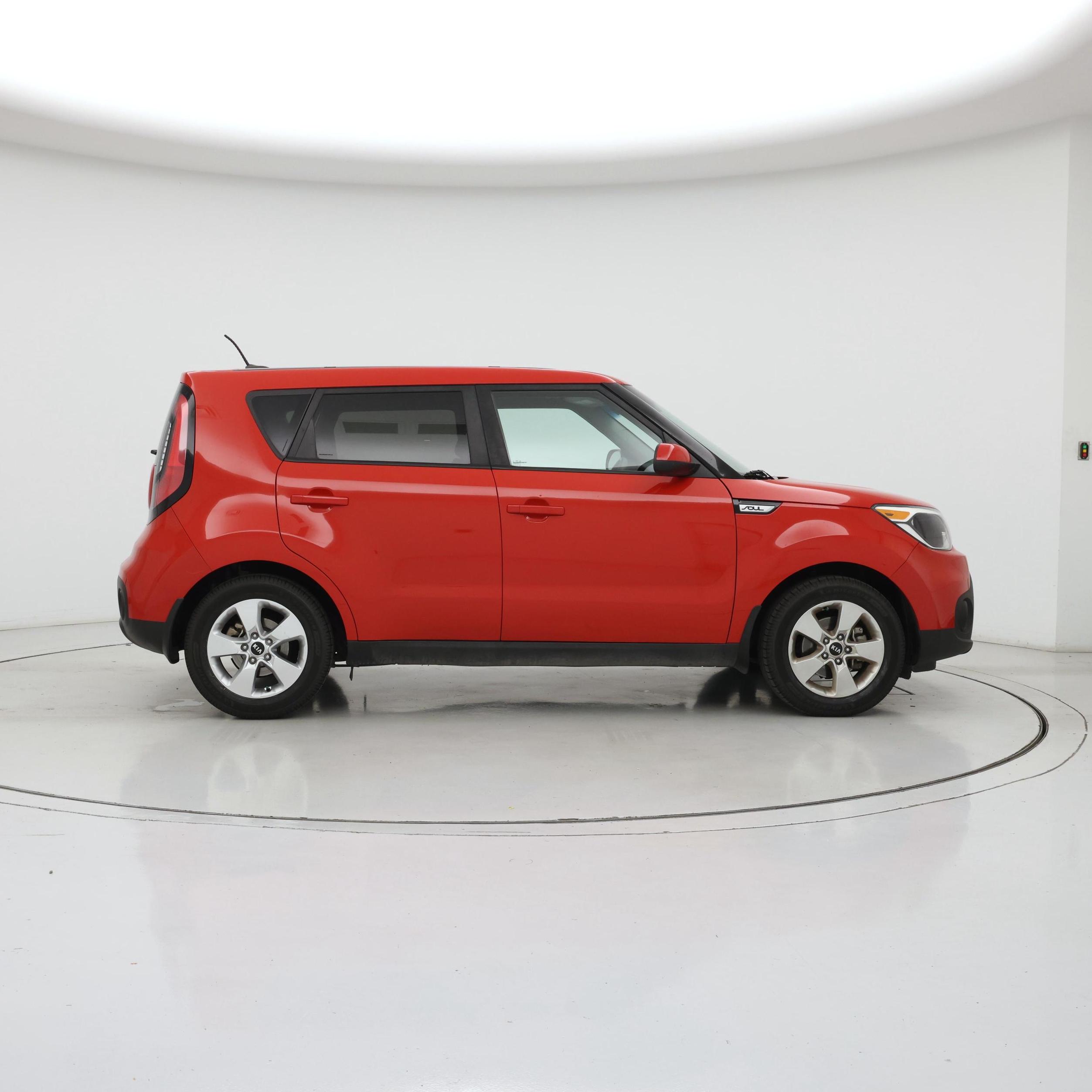 Thumbnail: 2019 Kia Soul - 7