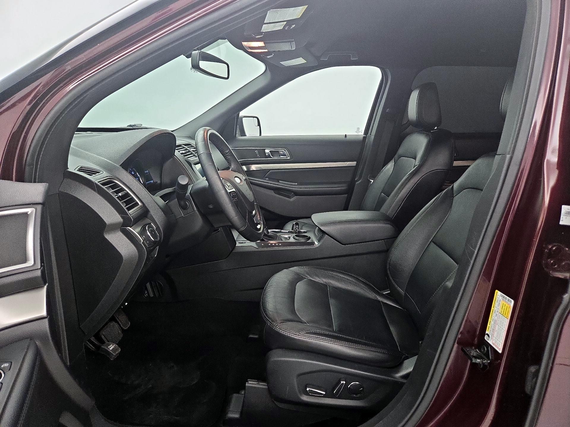 Thumbnail: 2018 Ford Explorer - 11