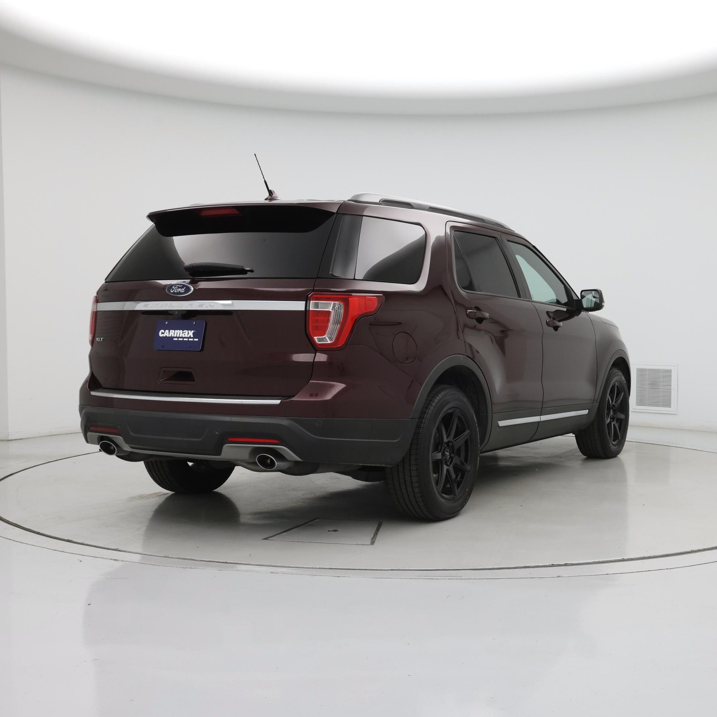 Thumbnail: 2018 Ford Explorer - 8
