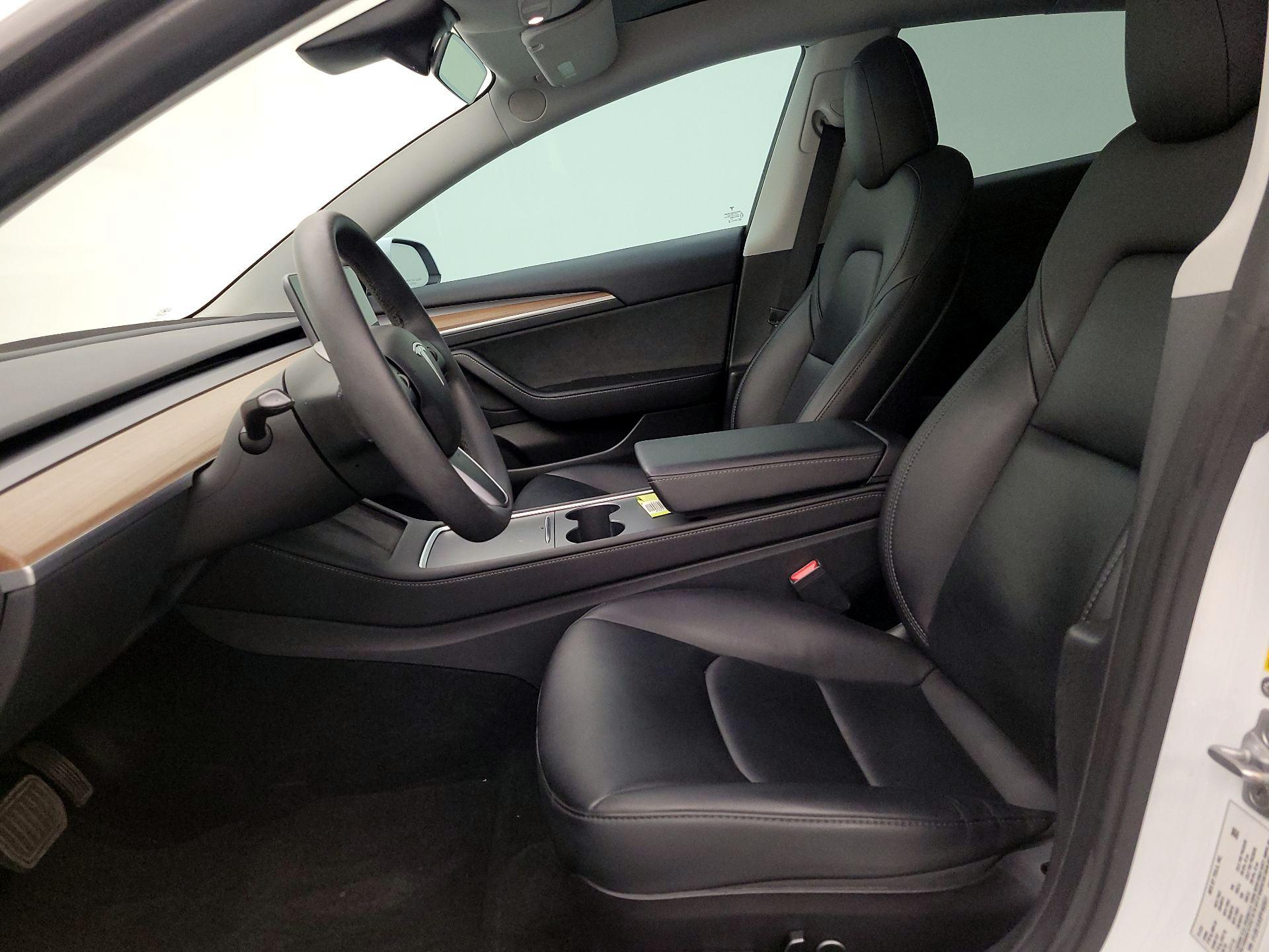 Thumbnail: 2023 Tesla Model 3 - 11