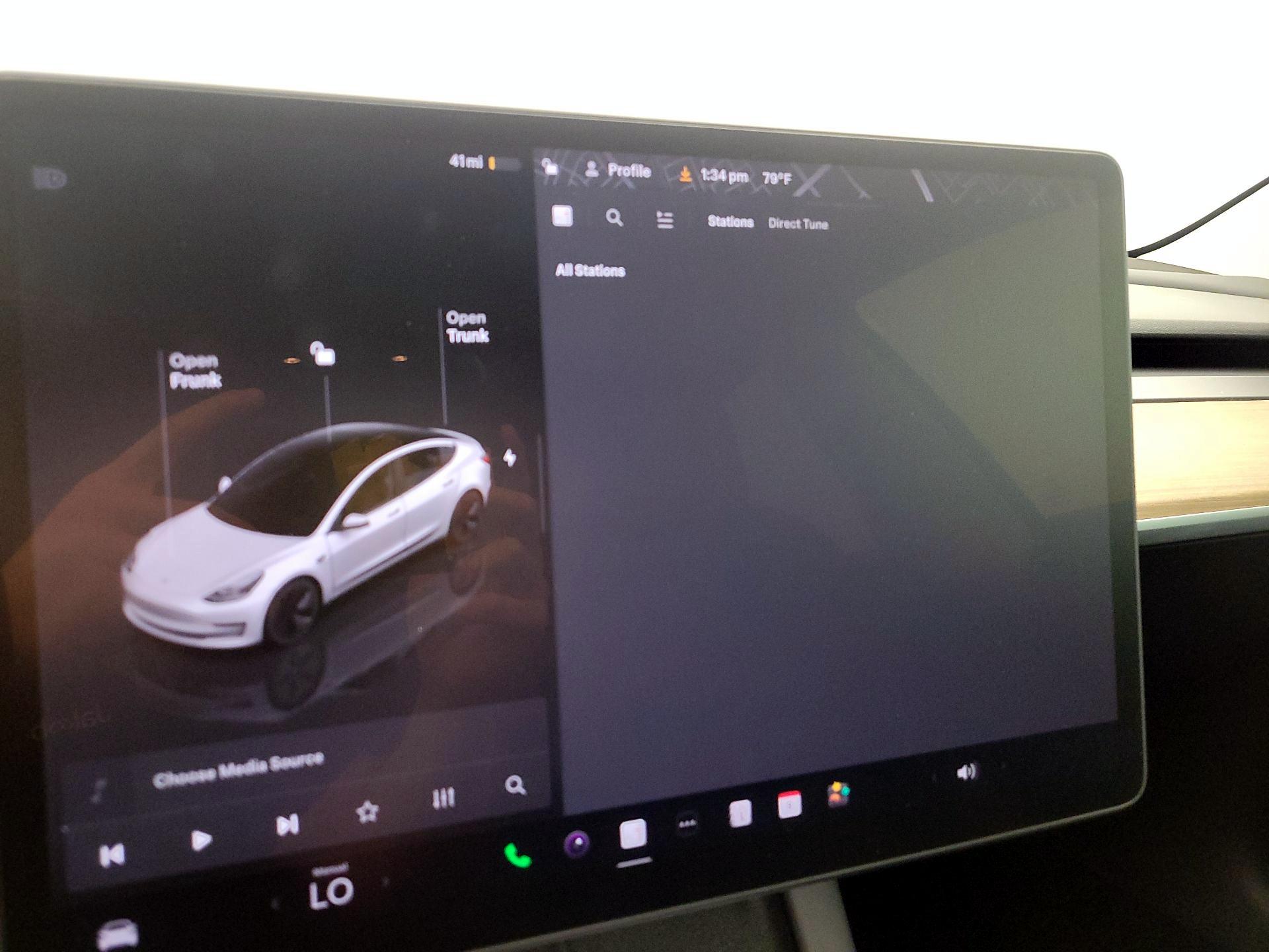 Thumbnail: 2023 Tesla Model 3 - 15