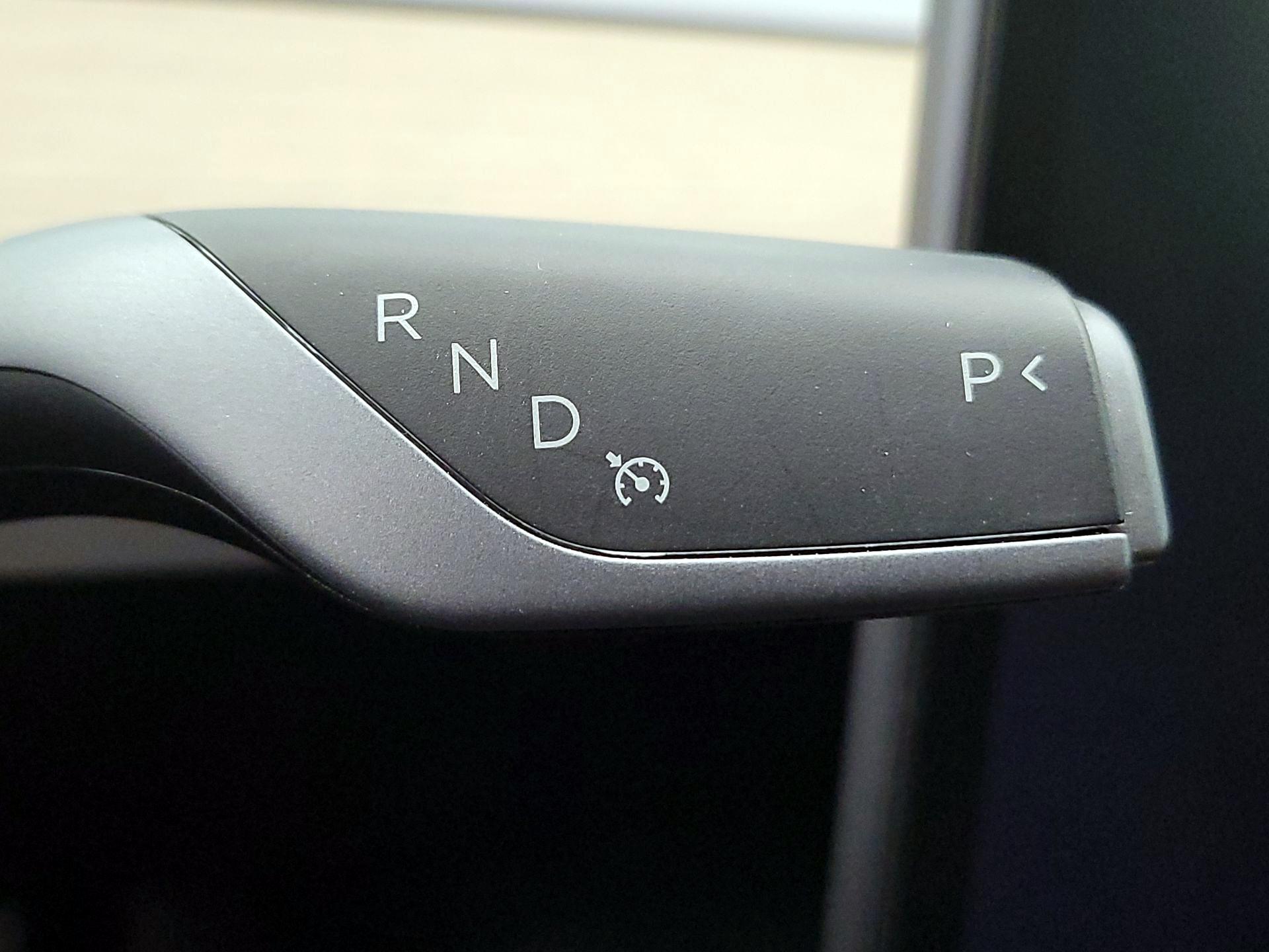 Thumbnail: 2023 Tesla Model 3 - 17