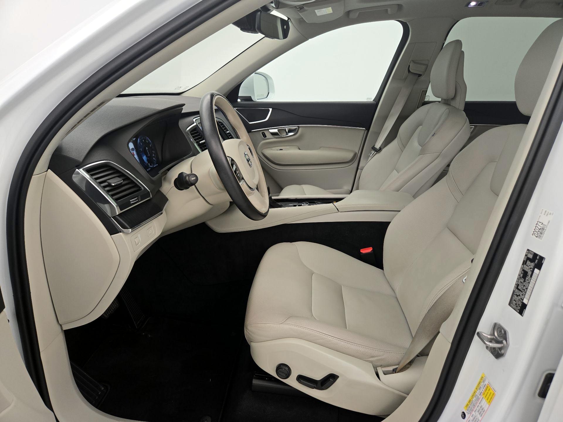 Thumbnail: 2020 Volvo XC90 - 11