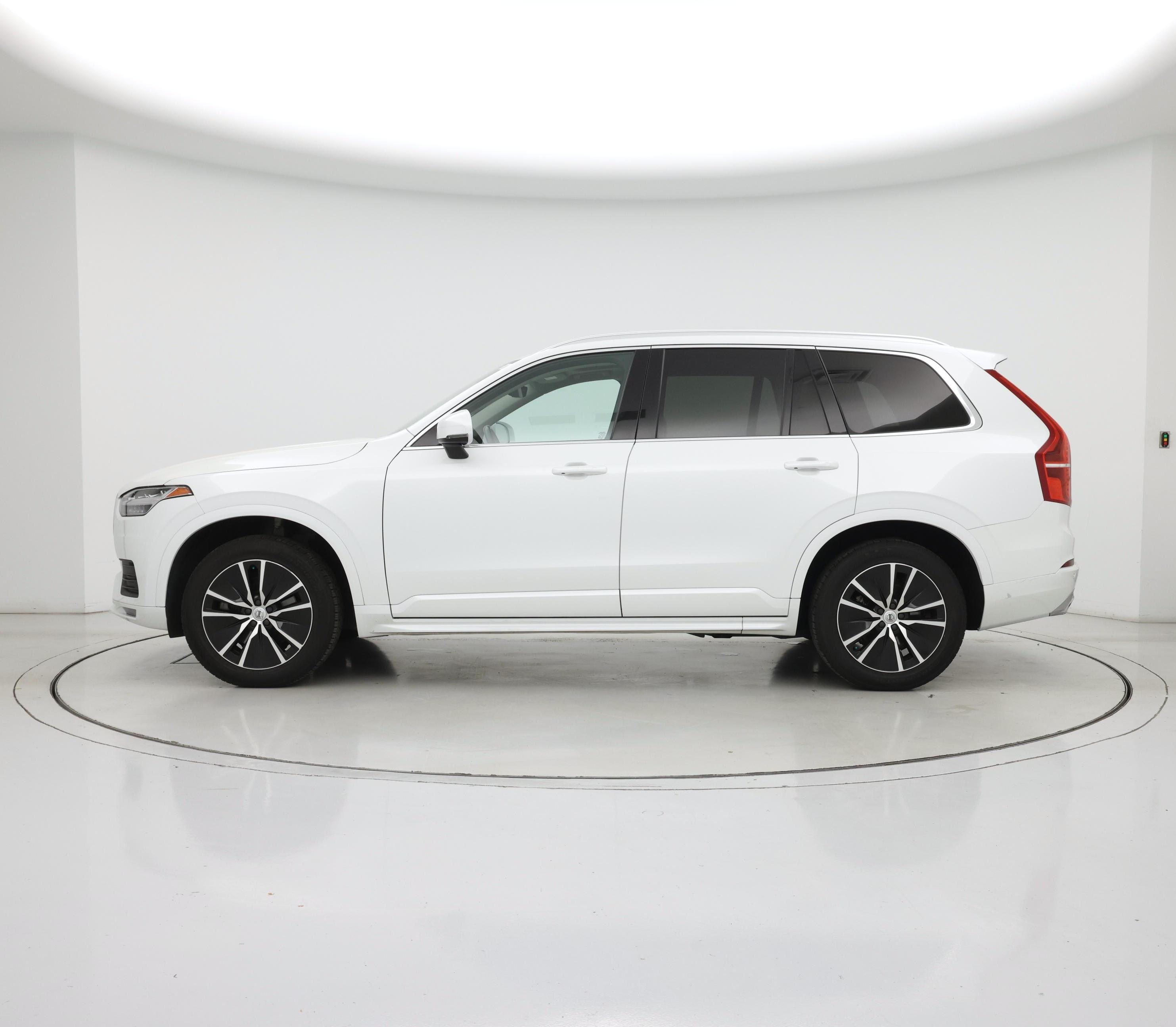Thumbnail: 2020 Volvo XC90 - 3