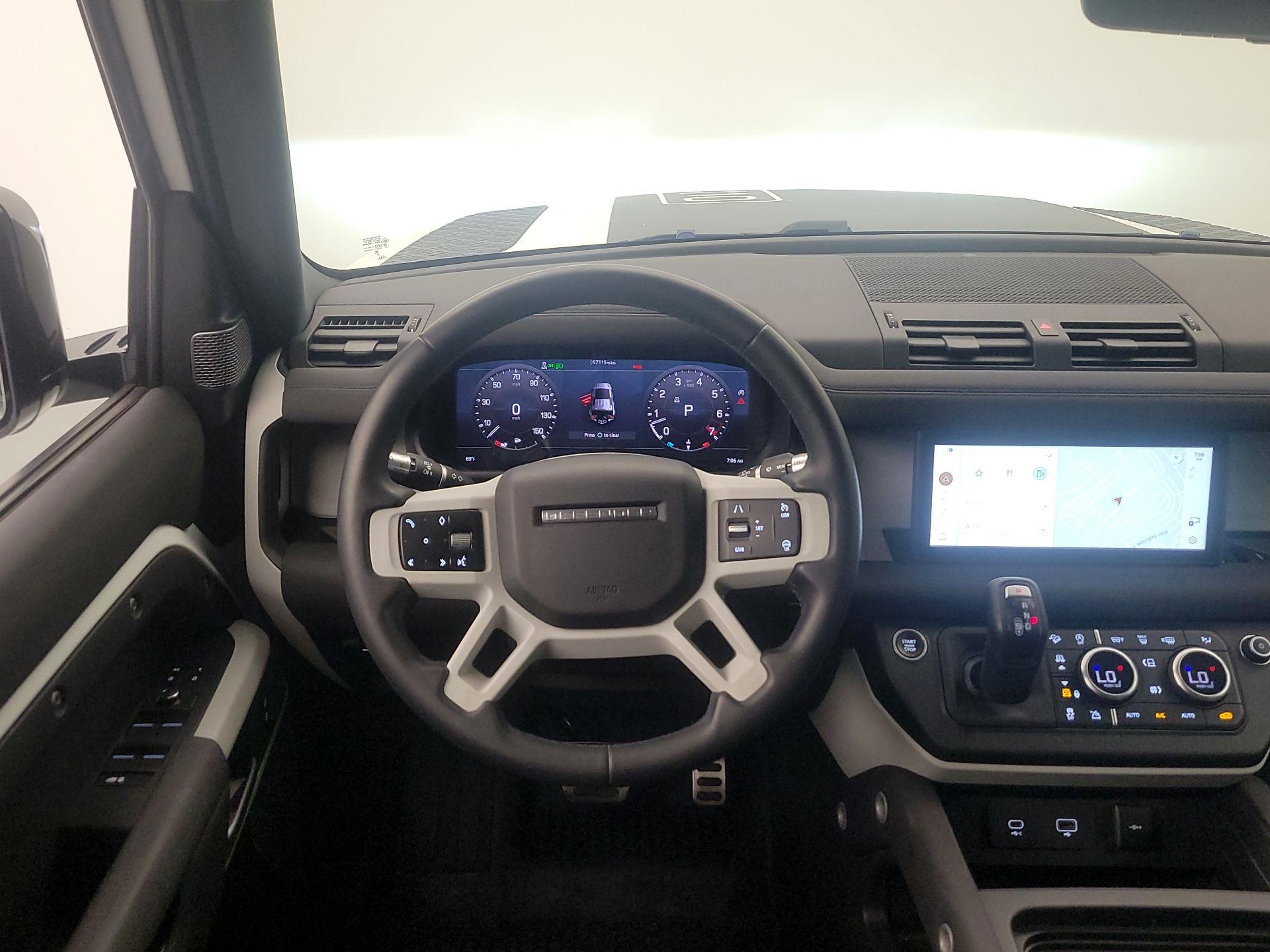 Thumbnail: 2020 Land Rover Defender - 10