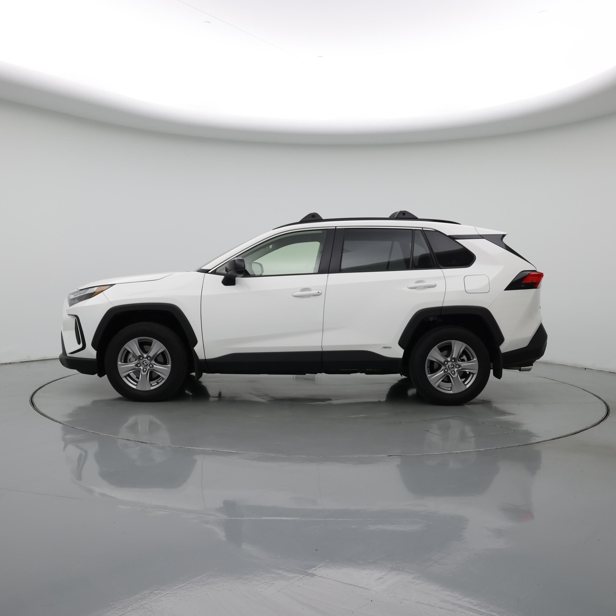 Thumbnail: 2025 Toyota RAV4 - 3