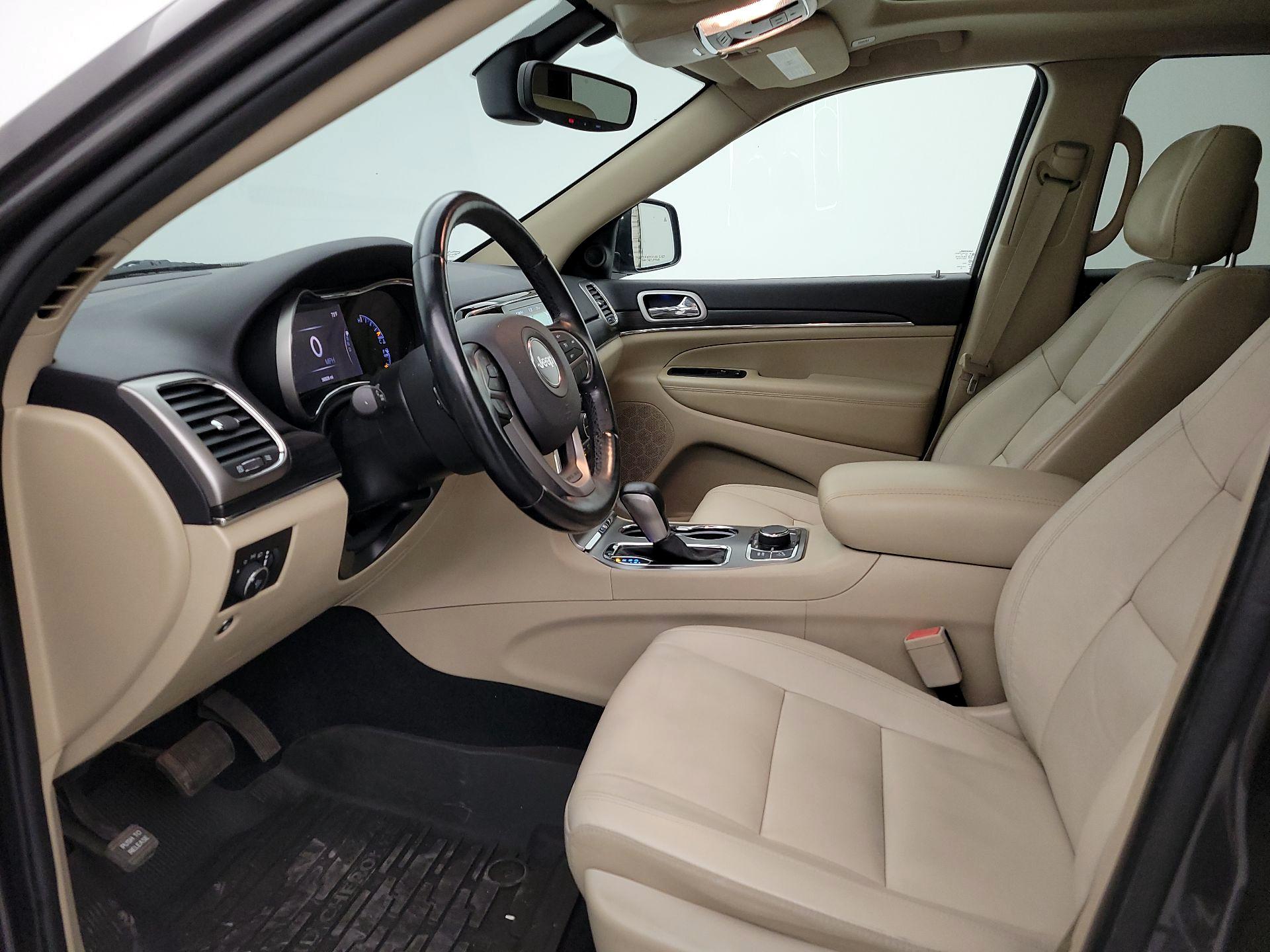 Thumbnail: 2020 Jeep Grand Cherokee - 11