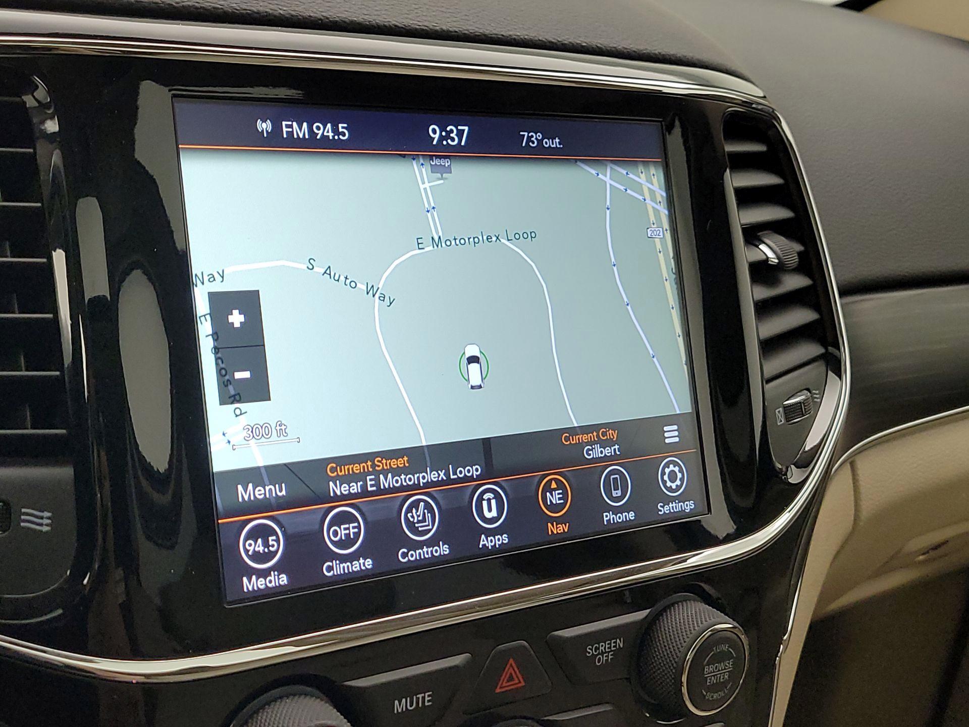 Thumbnail: 2020 Jeep Grand Cherokee - 14