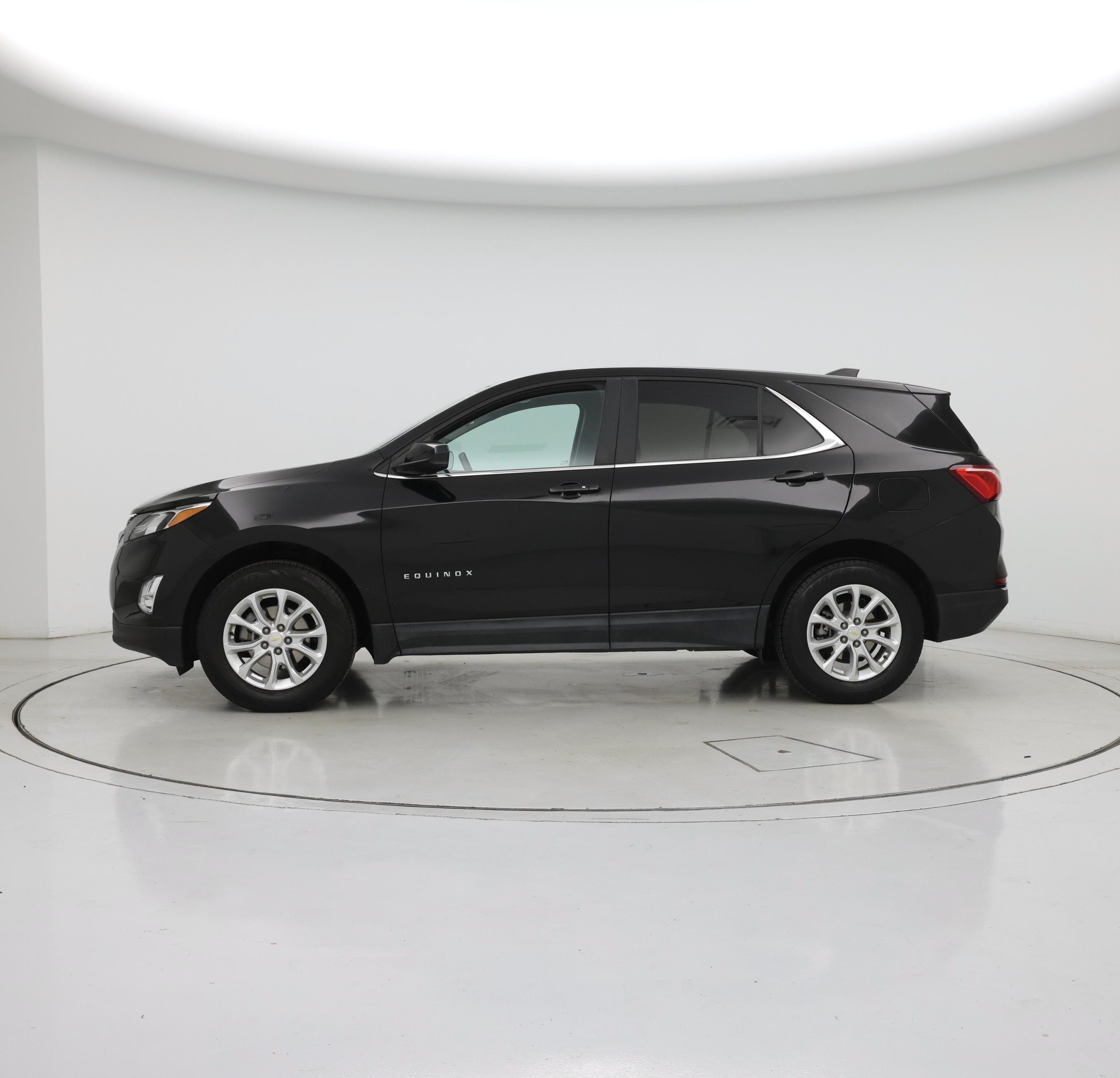 Thumbnail: 2021 Chevrolet Equinox - 3