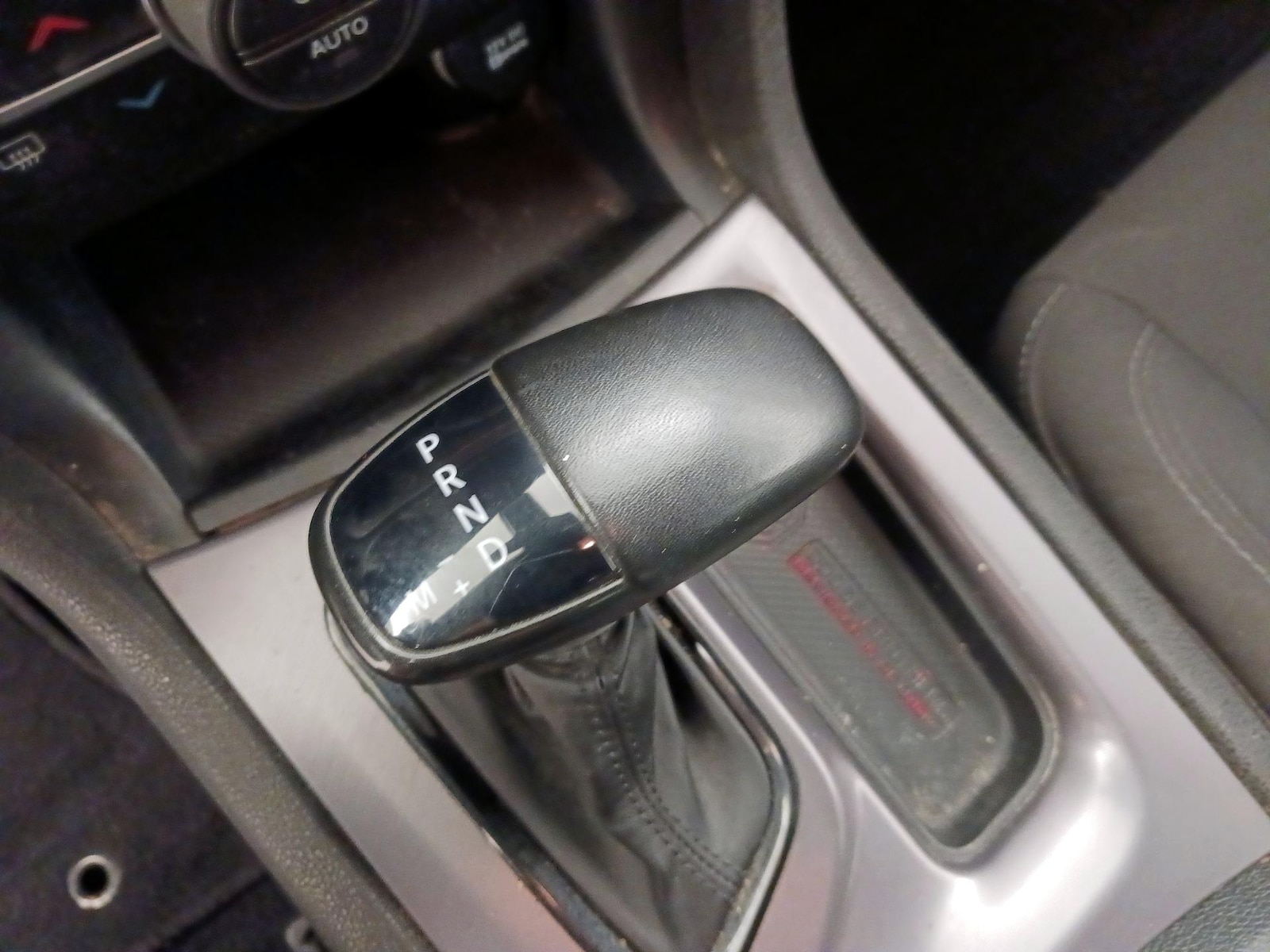 2023 Dodge Charger R/T - Photo 18