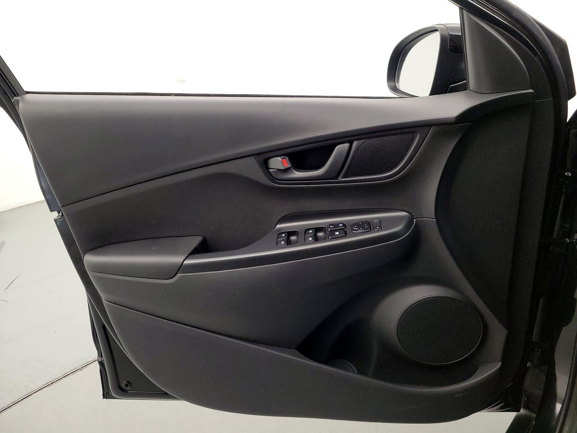 Thumbnail: 2023 Hyundai Kona - 12