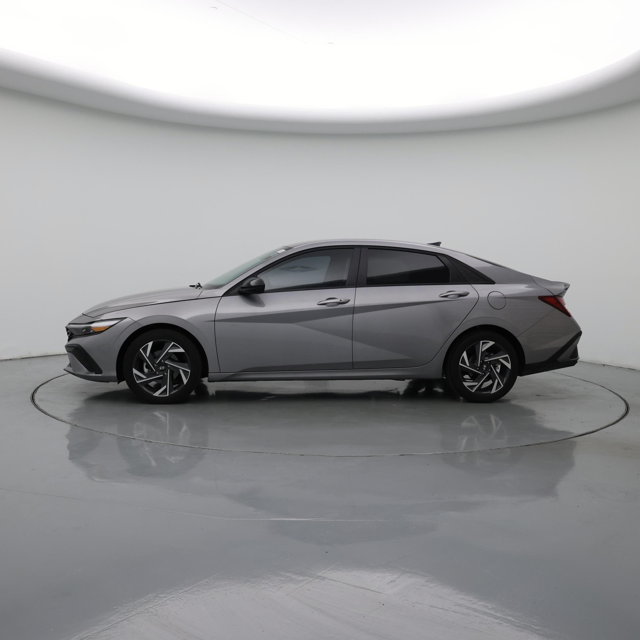 Thumbnail: 2025 Hyundai Elantra - 3