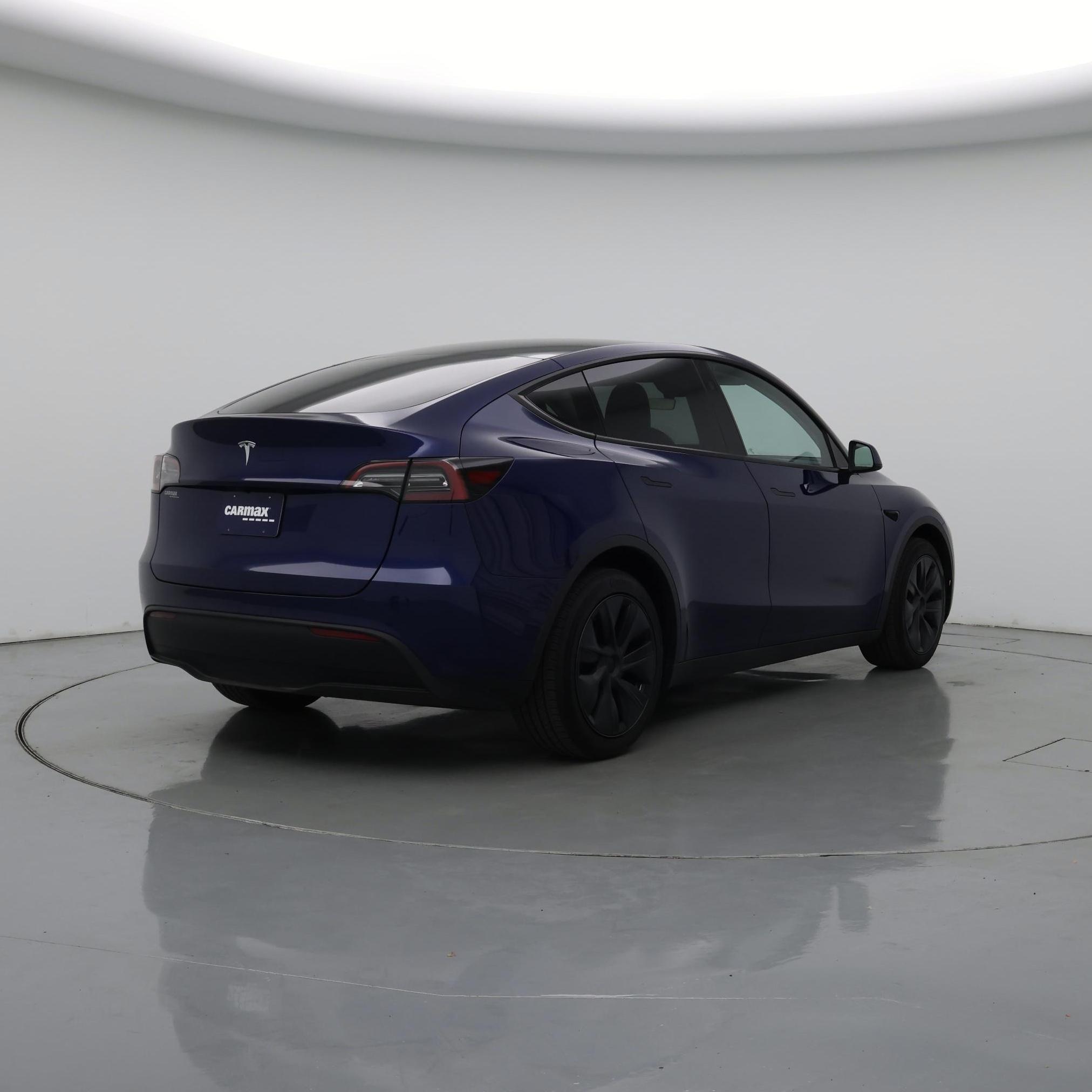 Thumbnail: 2024 Tesla Model Y - 8