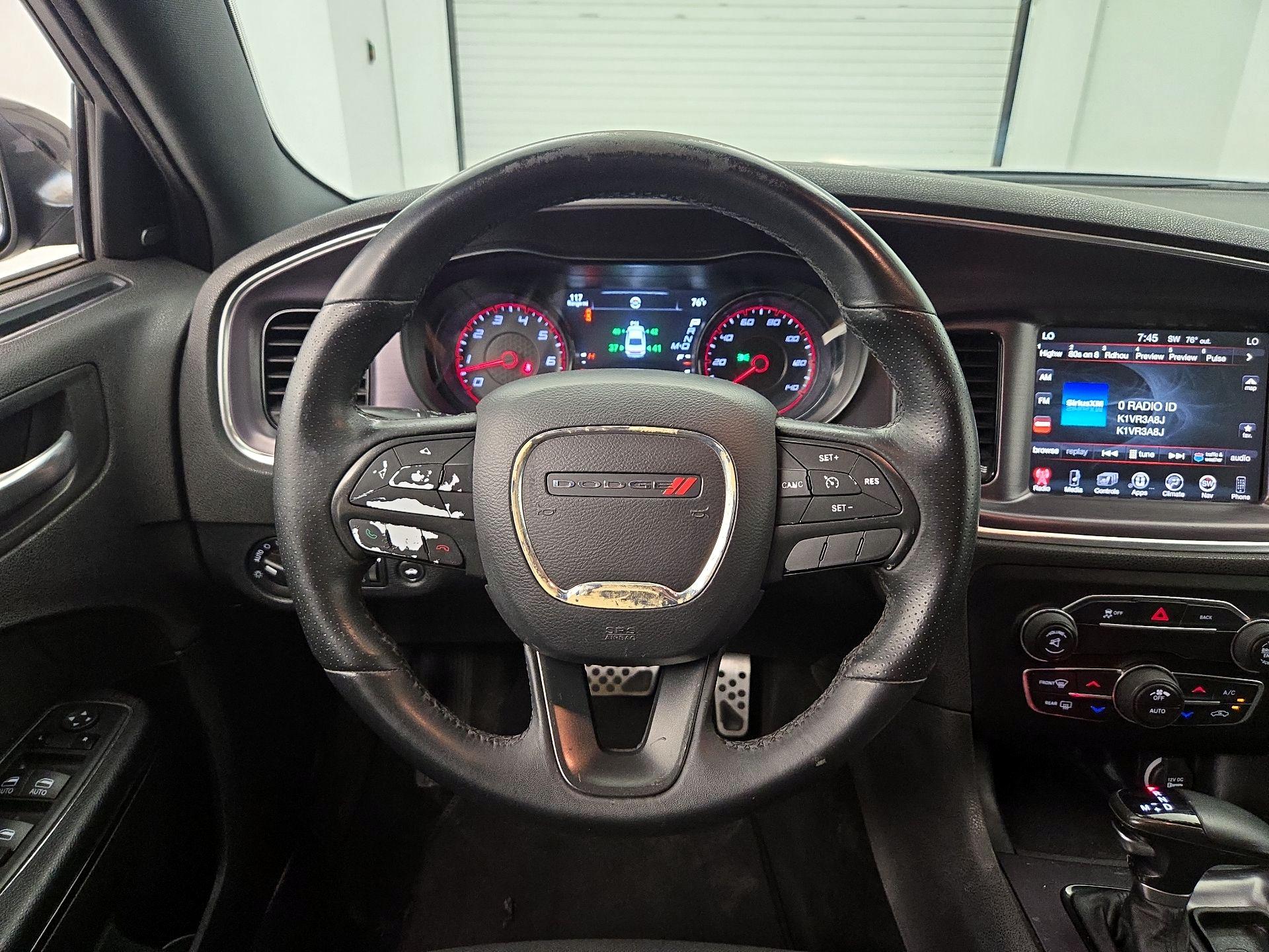 Thumbnail: 2016 Dodge Charger - 10