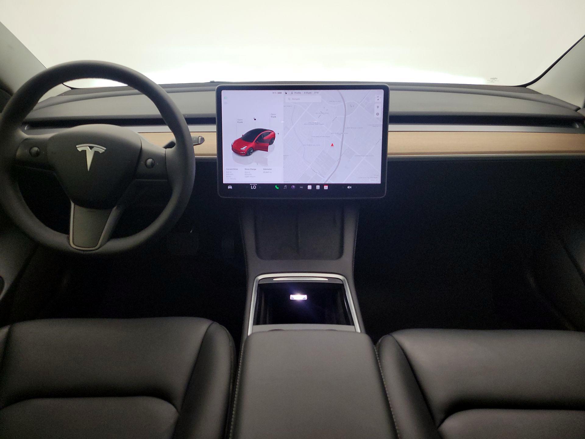 Thumbnail: 2022 Tesla Model 3 - 9