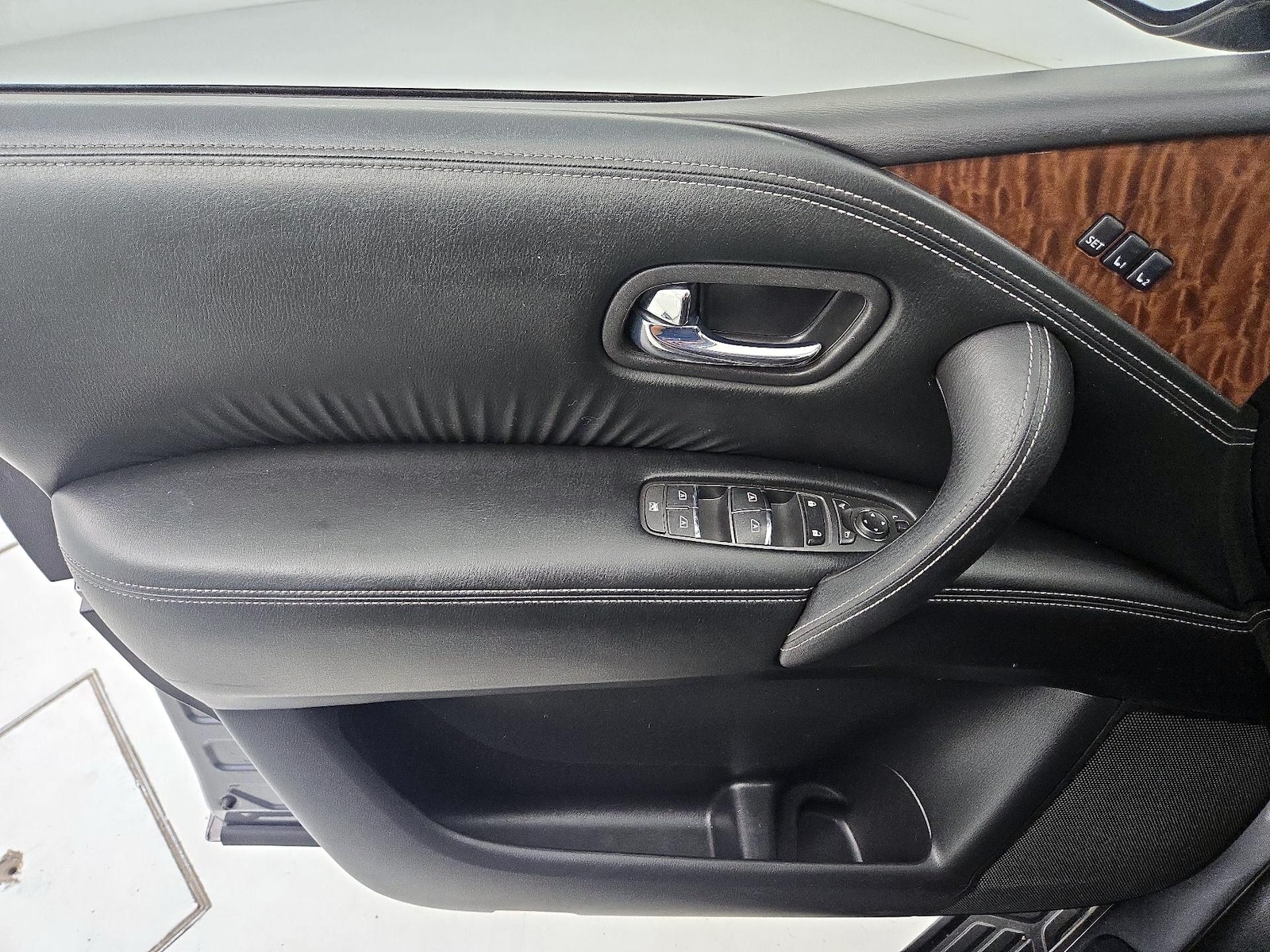 2020 Nissan Armada SL - Photo 13