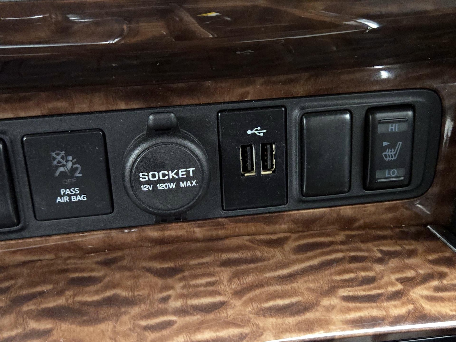 2020 Nissan Armada SL - Photo 20