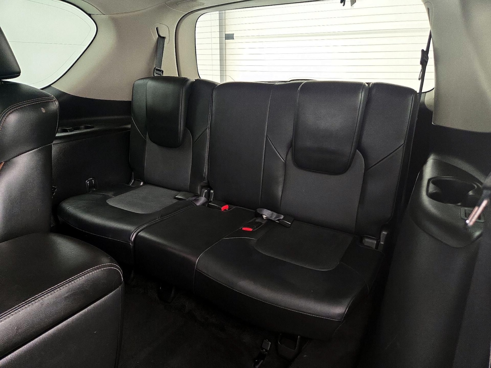 2020 Nissan Armada SL - Photo 23