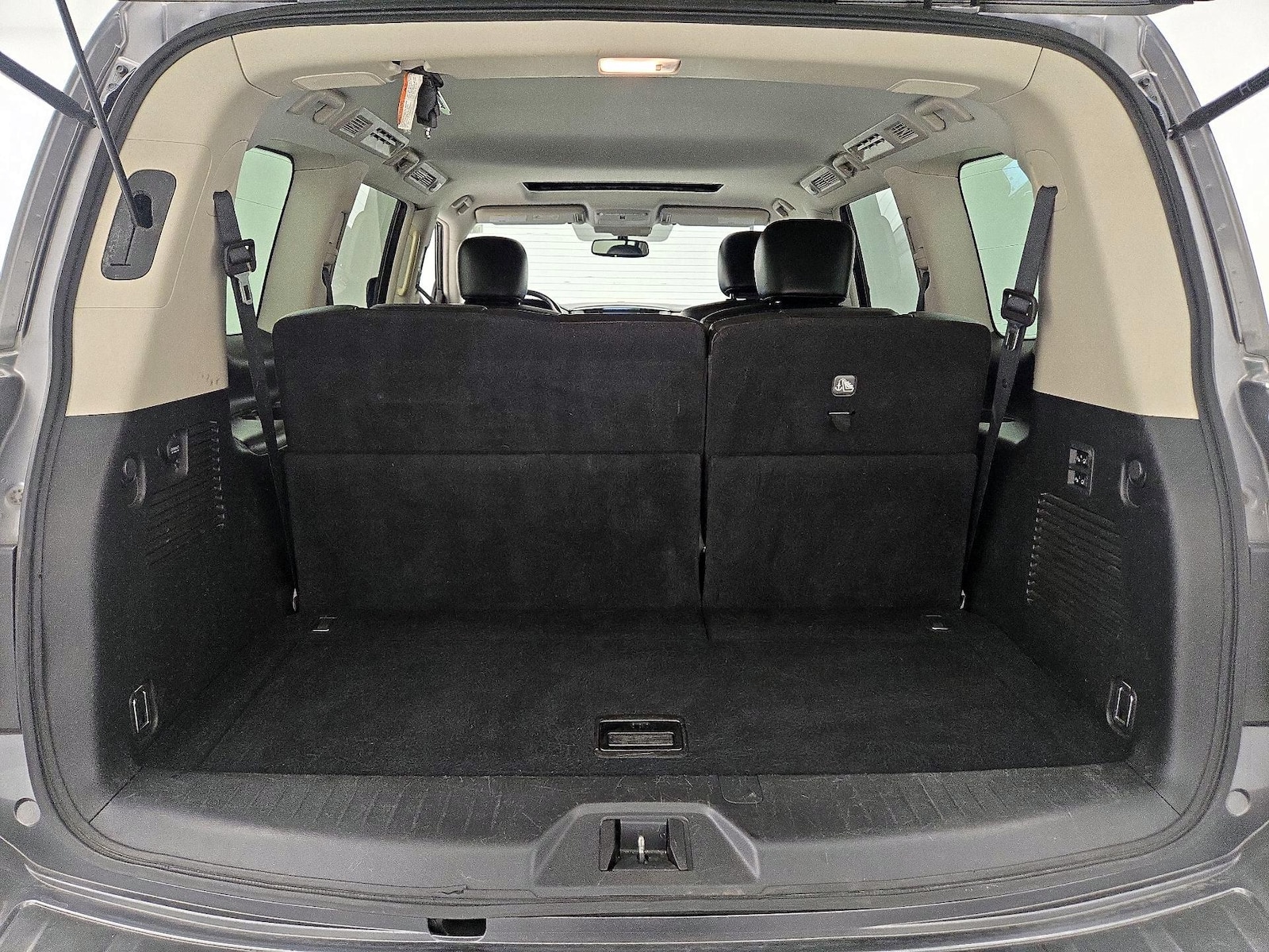 2020 Nissan Armada SL - Photo 24