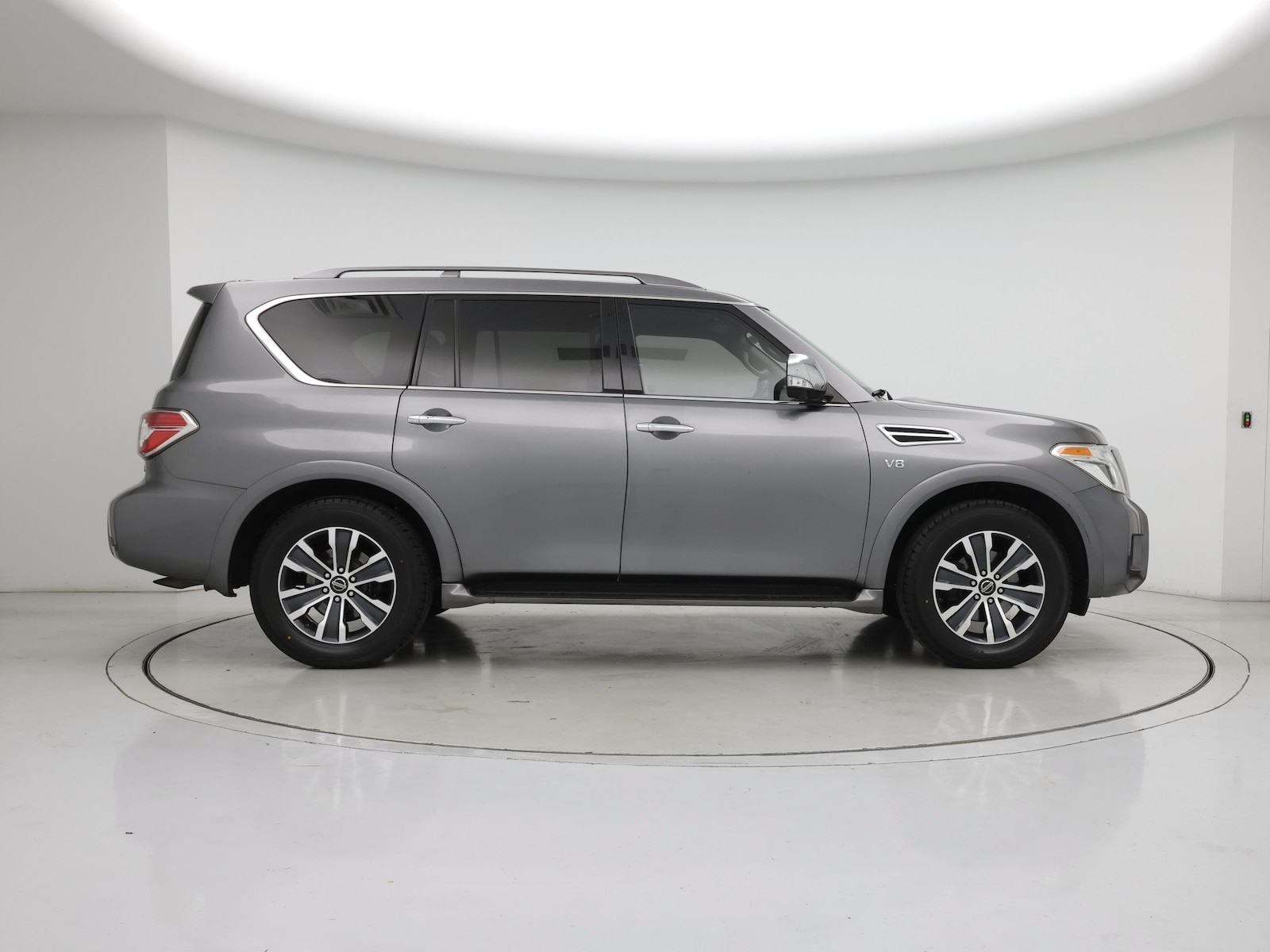 2020 Nissan Armada SL - Photo 8