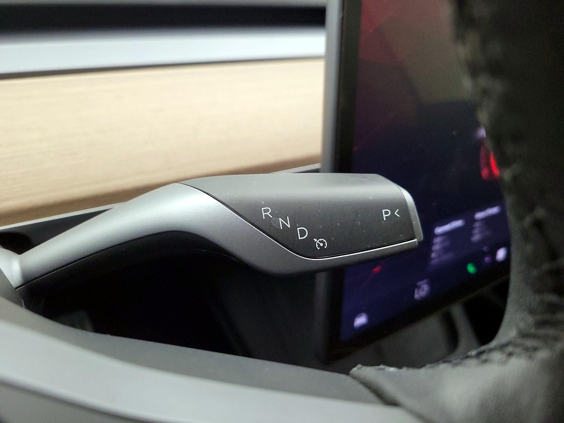 Thumbnail: 2022 Tesla Model Y - 17