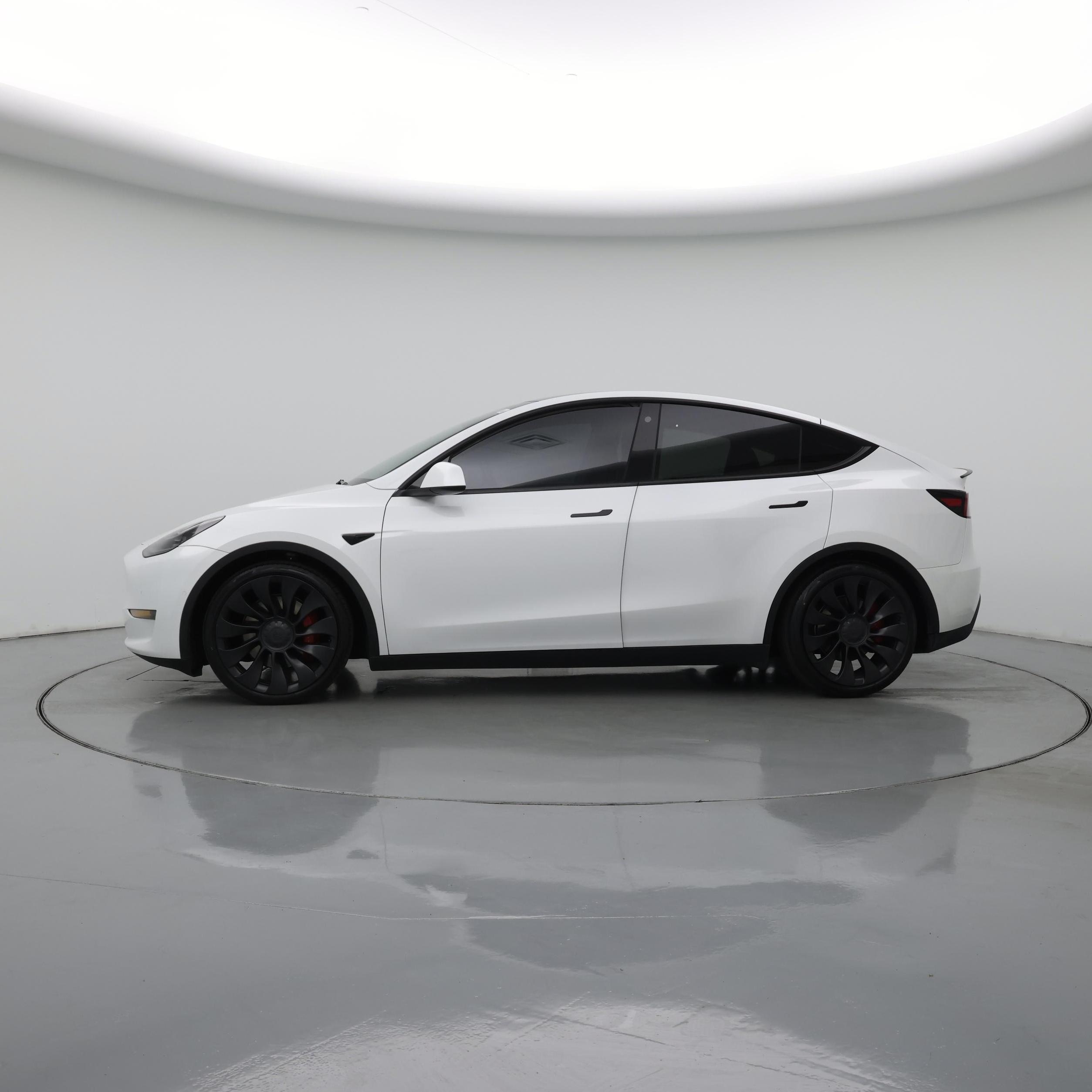 Thumbnail: 2022 Tesla Model Y - 3
