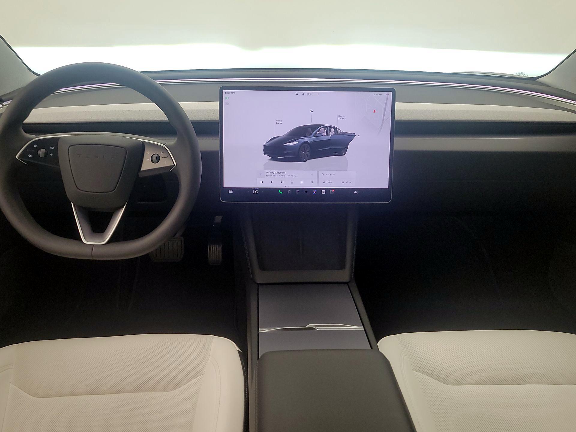 Thumbnail: 2025 Tesla Model 3 - 9