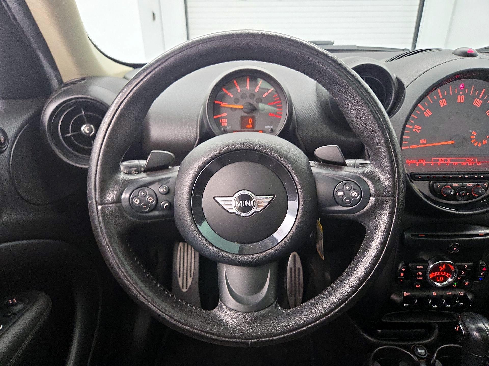 Thumbnail: 2015 MINI Cooper Countryman - 10
