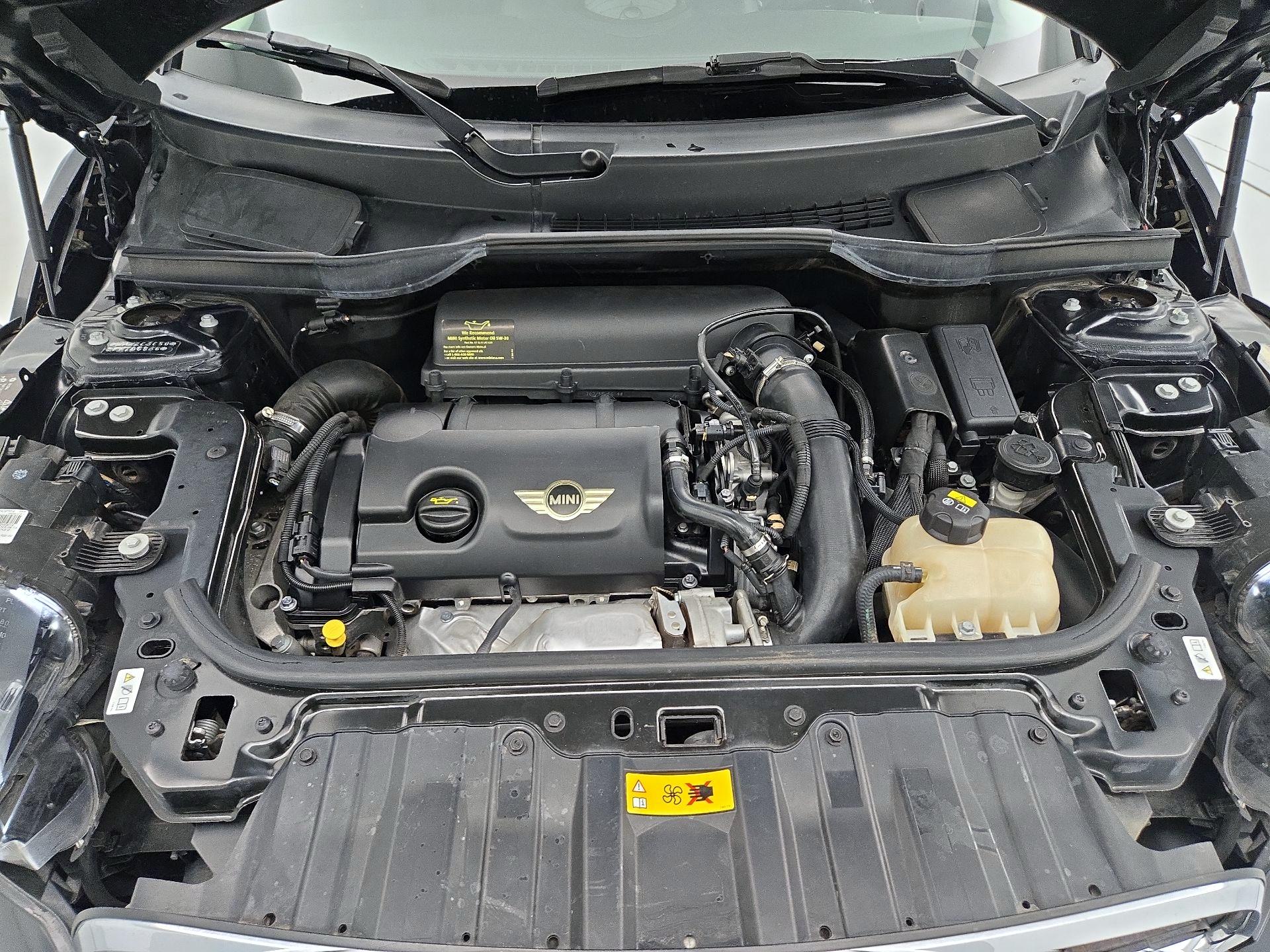 Thumbnail: 2015 MINI Cooper Countryman - 20