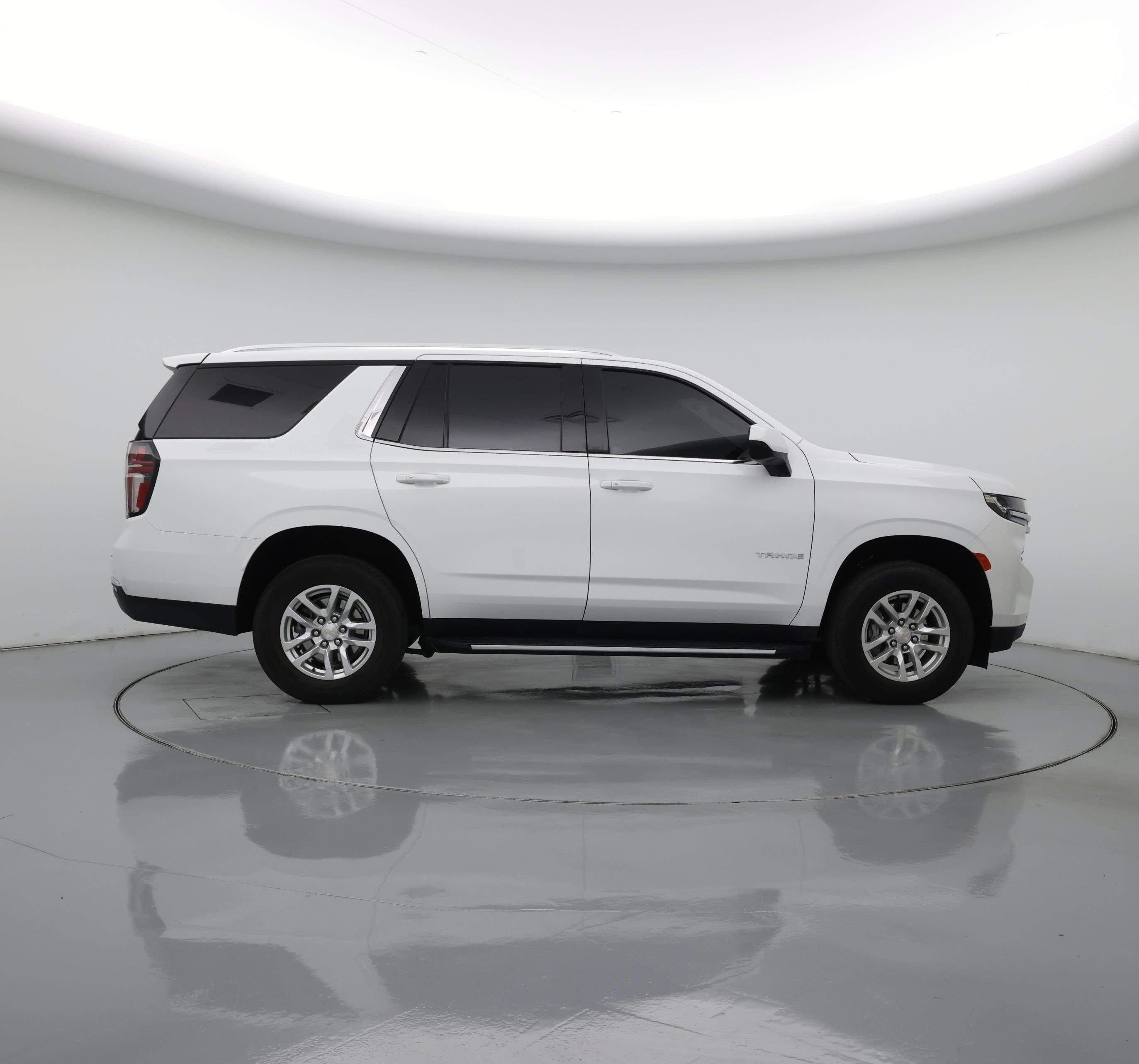 Thumbnail: 2024 Chevrolet Tahoe - 7