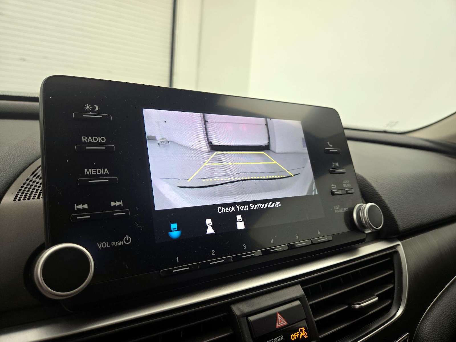 2019 Honda Accord LX - Photo 13