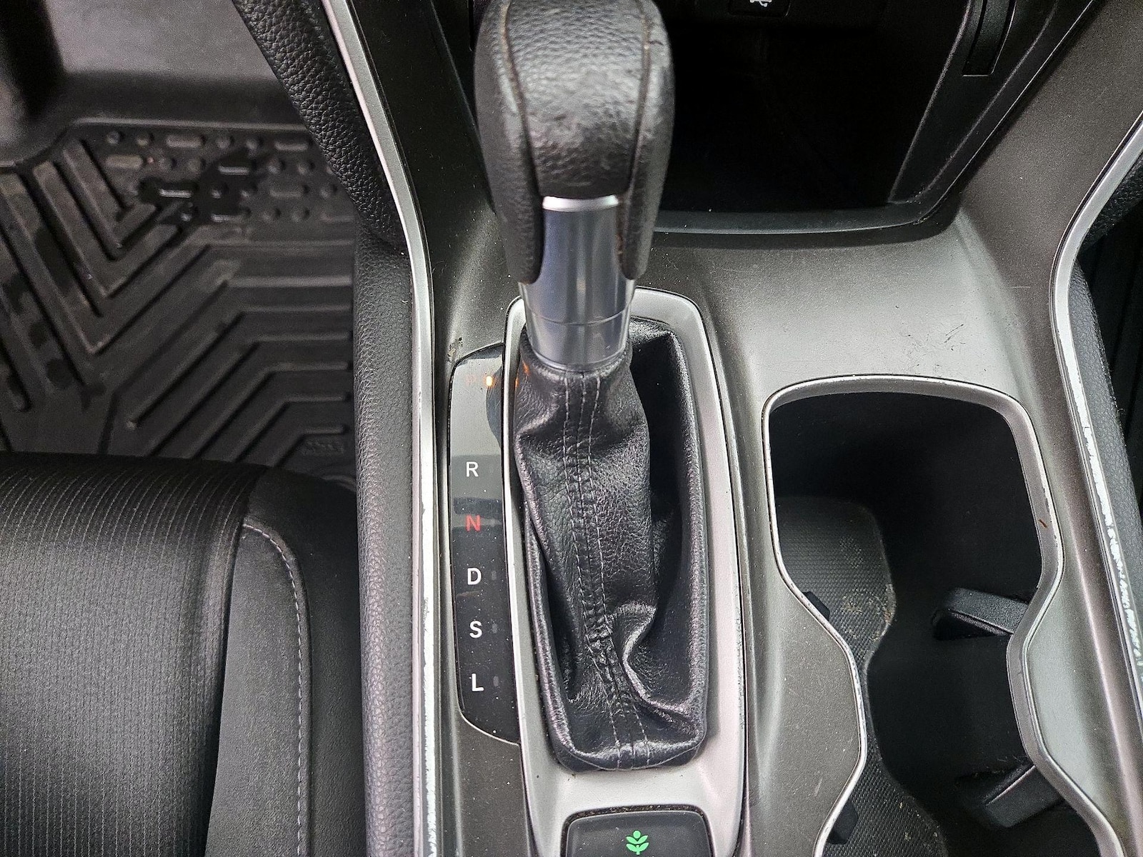 2019 Honda Accord LX - Photo 16