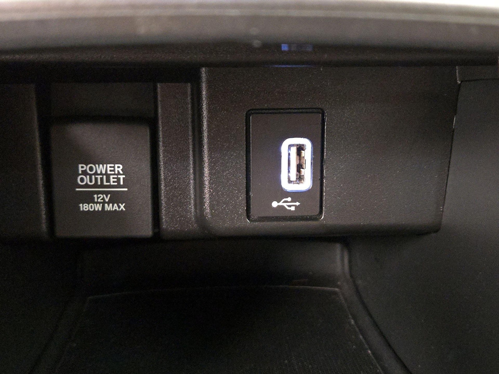 2019 Honda Accord LX - Photo 17