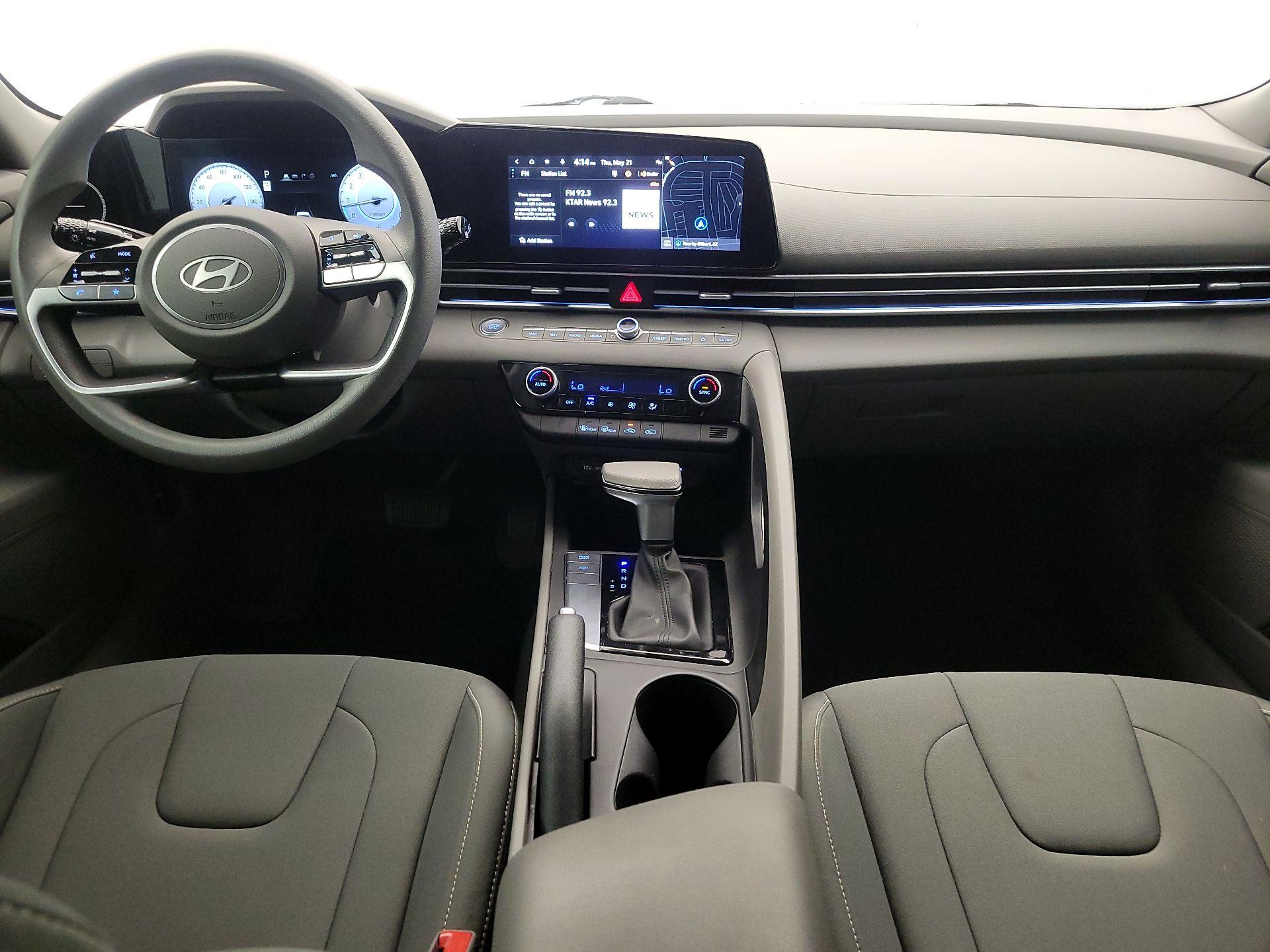 Thumbnail: 2024 Hyundai Elantra - 9