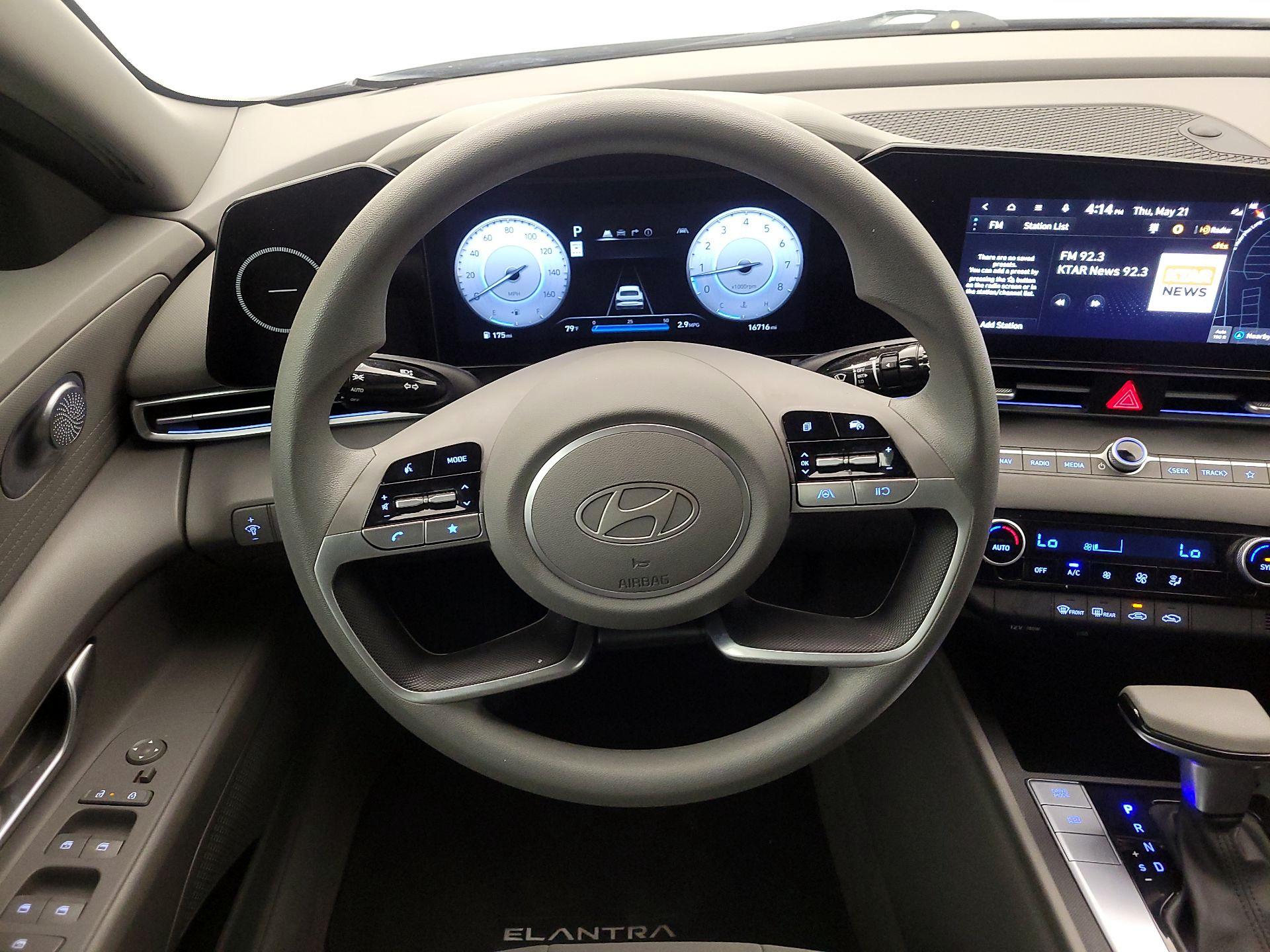 Thumbnail: 2024 Hyundai Elantra - 10